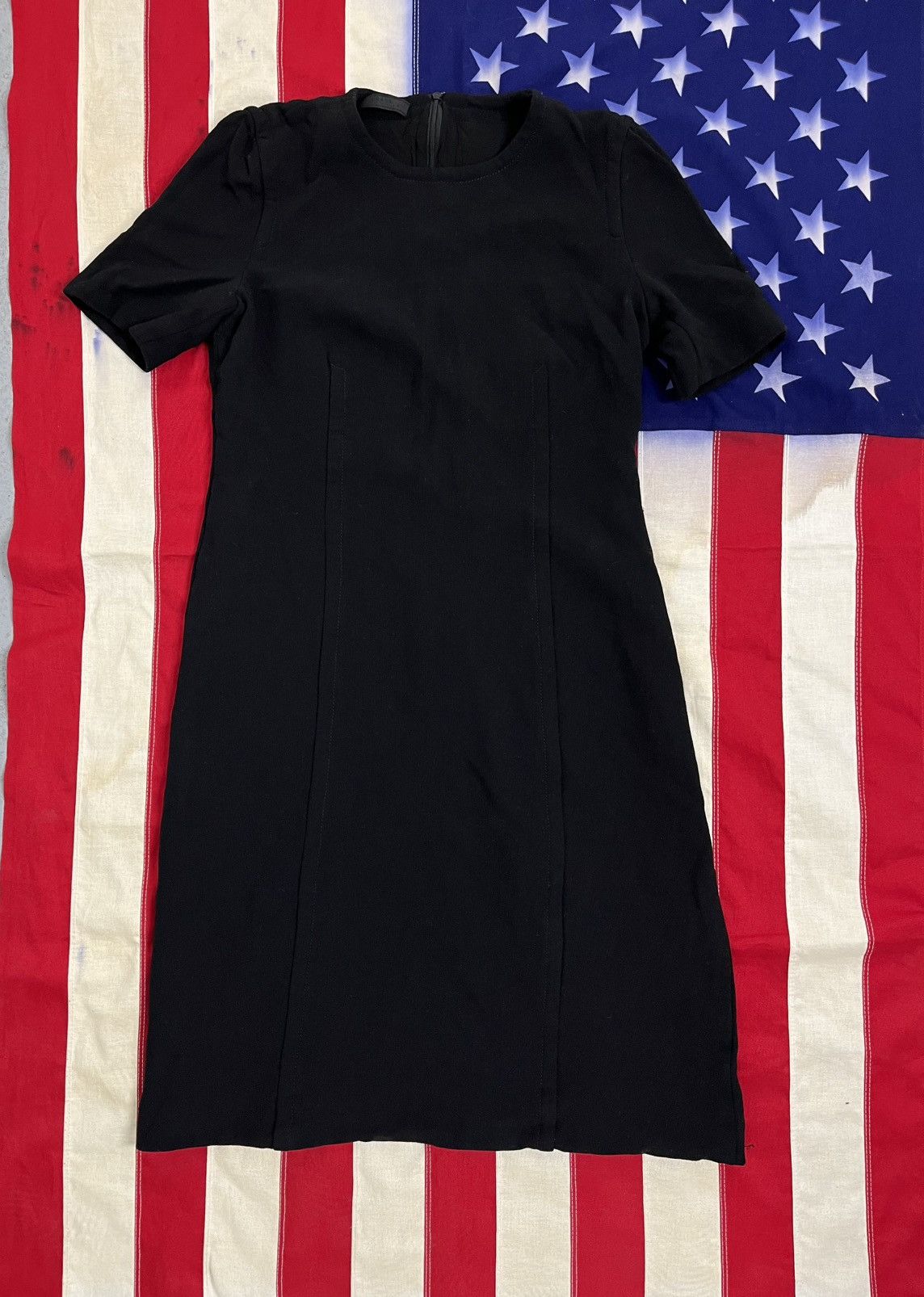 Prada Prada Black Short Sleeve Dress Minimal Size L / US 10 / IT 46 - 1 Thumbnail