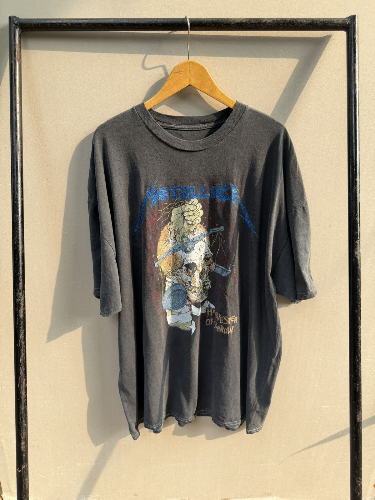 Vintage Metallica Harvester of Sorrow Tour Tee (Reprint) Size US XXL / EU 58 / 5 - 1 Thumbnail