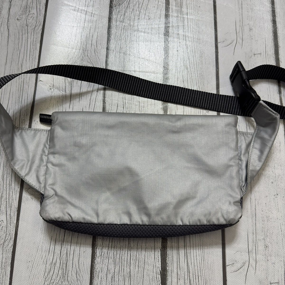 DKNY × Vintage Vintage DKNY Active bag Size ONE SIZE - 2 Thumbnail