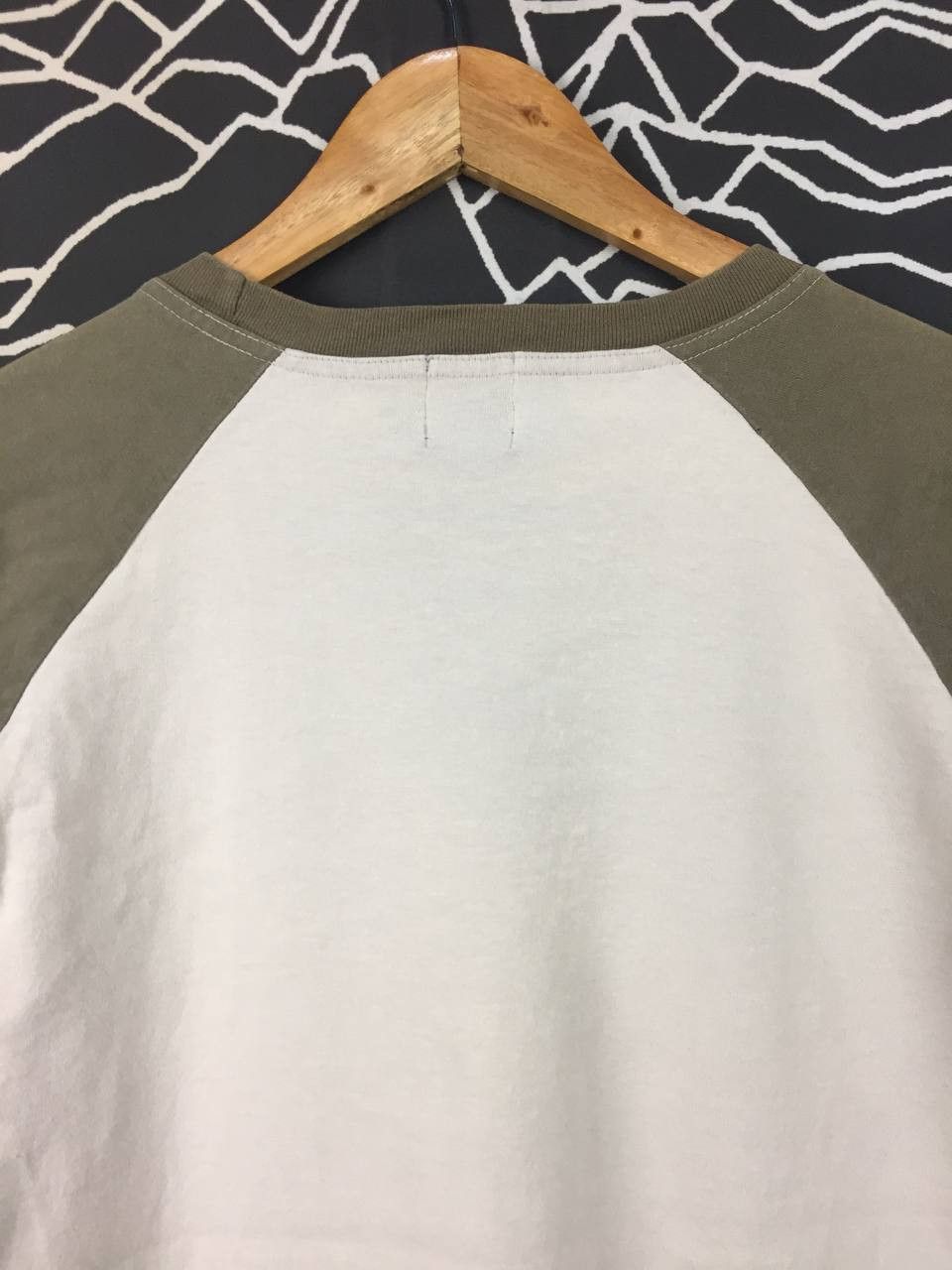 R.Newbold R. Newbold by Paul Smith Big Logo Long Sleeve Raglan Tee Size US M / EU 48-50 / 2 - 9 Thumbnail