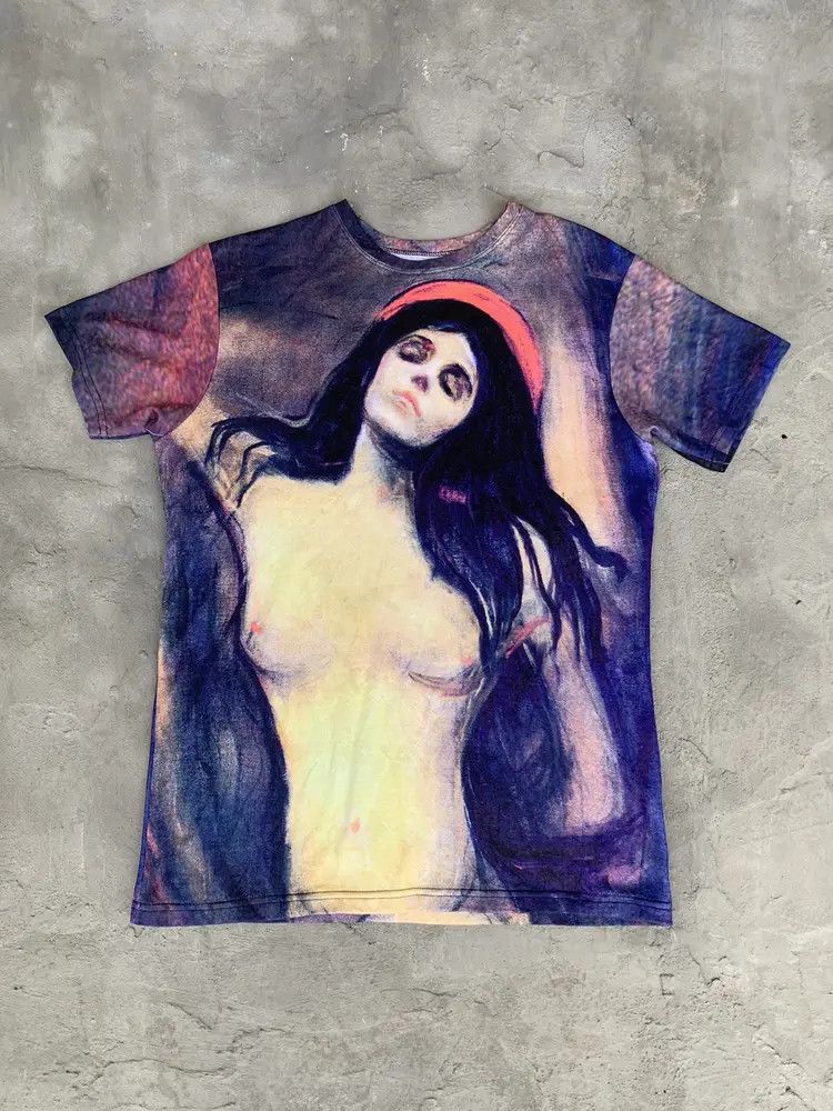 Vintage Vintage Madonna uncensored "Love and Pain" by Edward munch Size US M / EU 48-50 / 2 - 1 Thumbnail