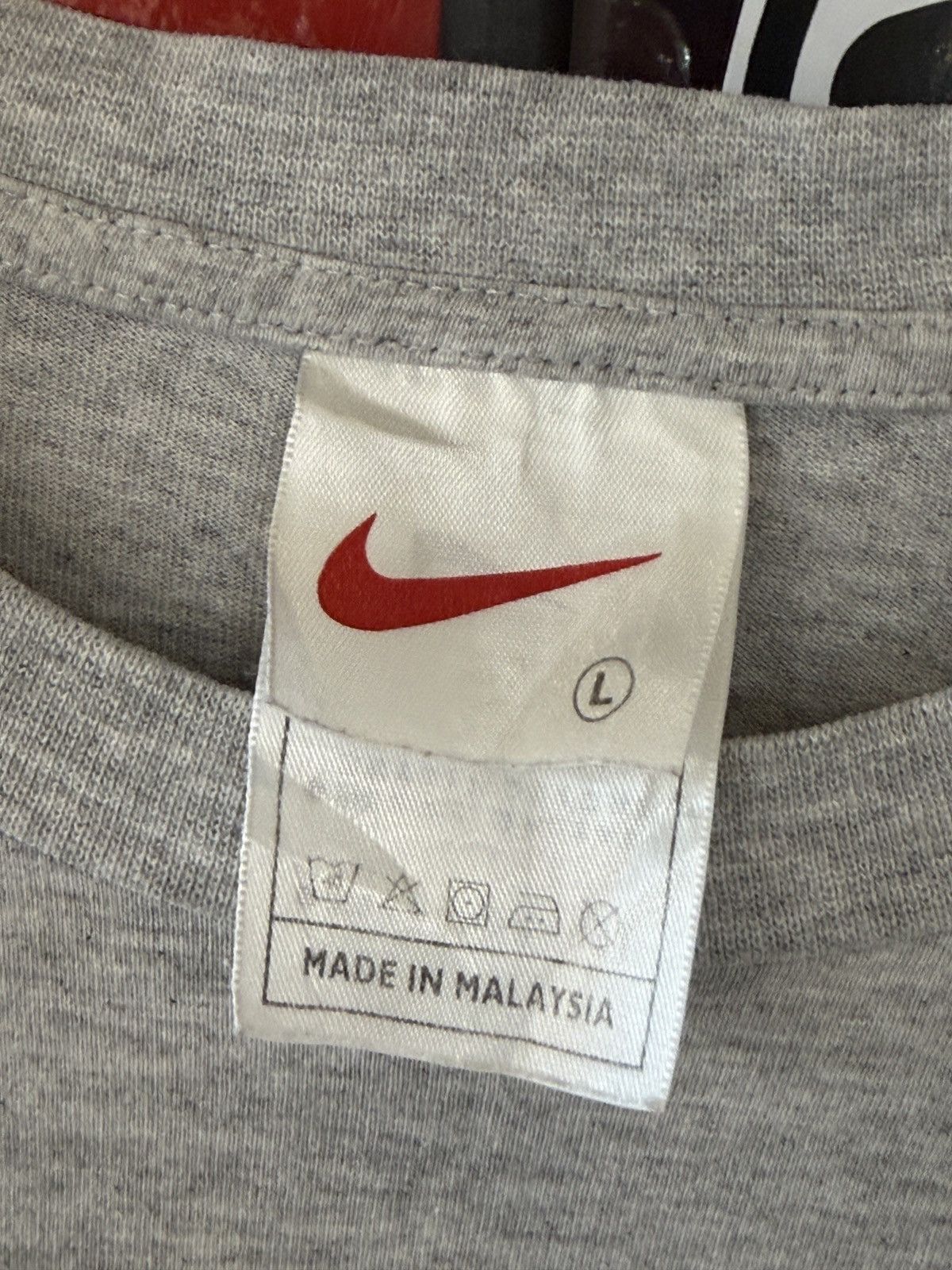 Nike Vintage Nike Soccer "3-4-2-1" 90's T-shirt Size US L / EU 52-54 / 3 - 5 Thumbnail