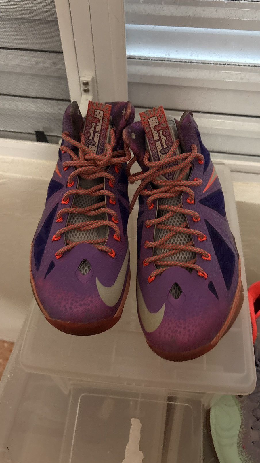 Nike Lebron 10 Extraterrestrial Size US 8.5 / EU 41-42 - 4 Thumbnail
