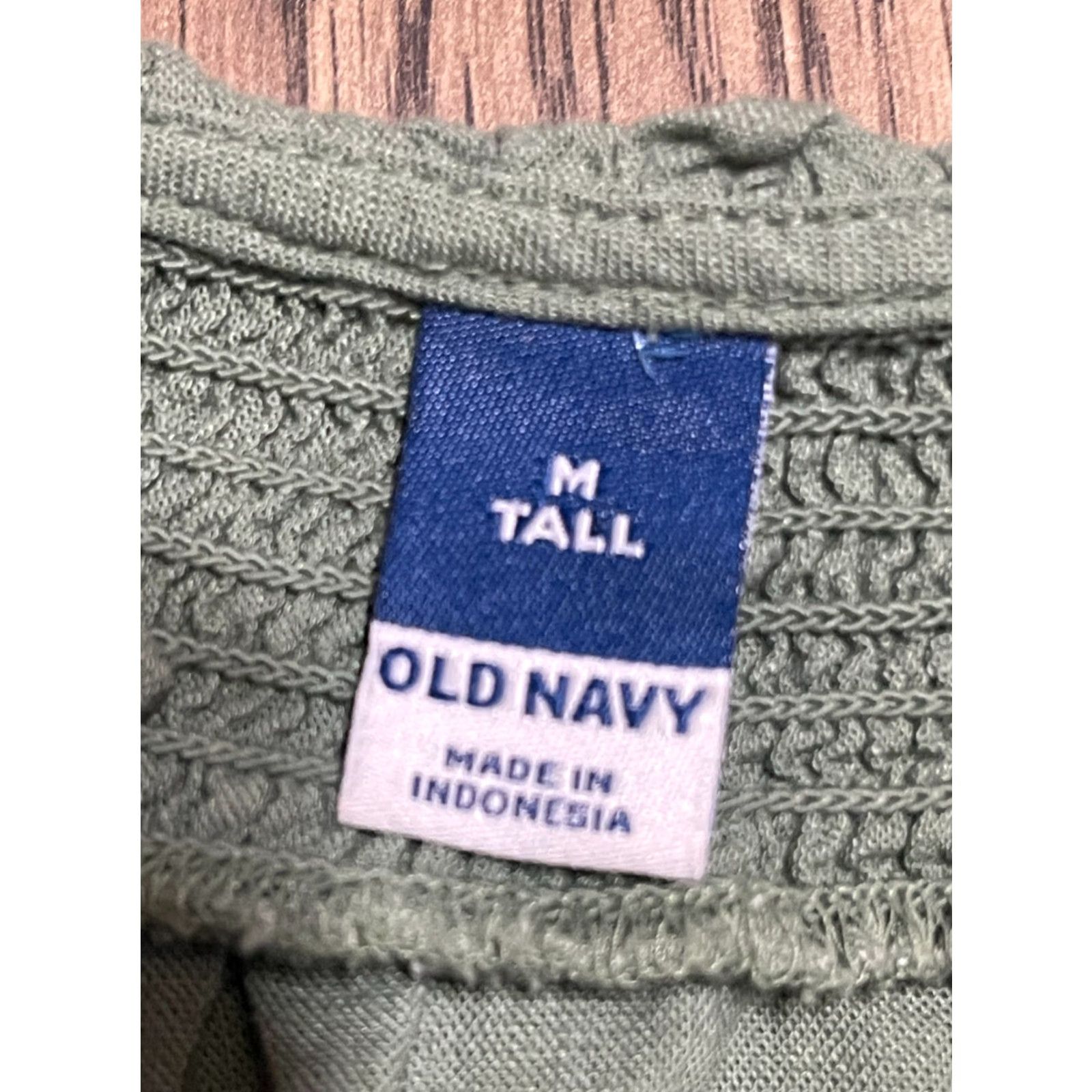 Old Navy Old Navy Shirt Women's M Tall Green V-Neck Long Sleeve Tie Up Casual Basic Modern Shirt Mens? Size M / US 6-8 / IT 42-44 - 7 Thumbnail