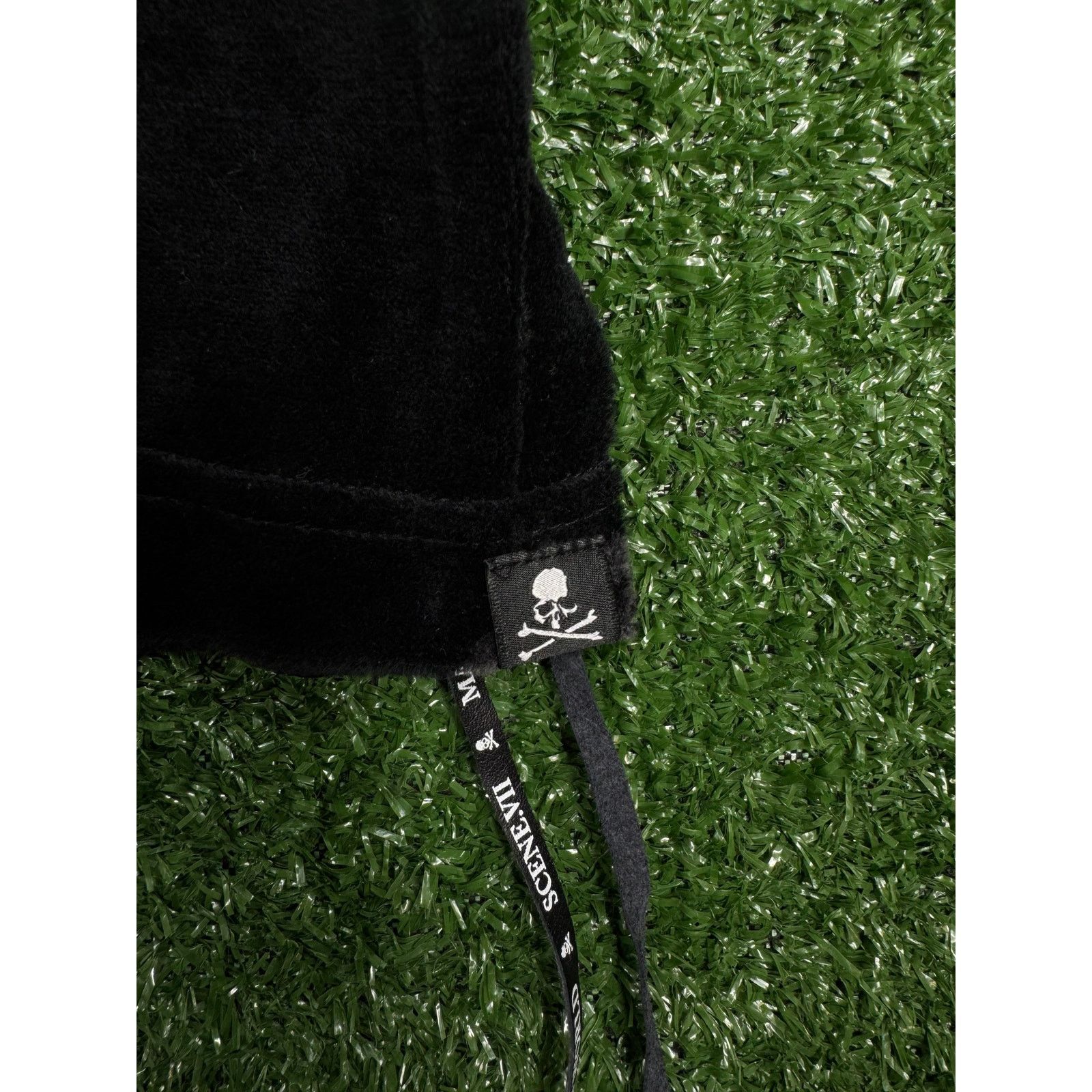 Mastermind Japan Mastermind Vs. Bape Velour Black All Over L/S Shirt Size SM Size US S / EU 44-46 / 1 - 4 Thumbnail
