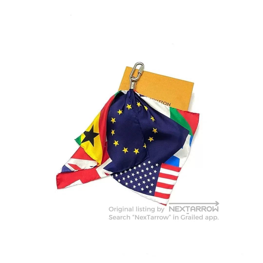Louis Vuitton Louis Vuitton Silk Flag Pendant Ornament. Size ONE SIZE - 1 Thumbnail