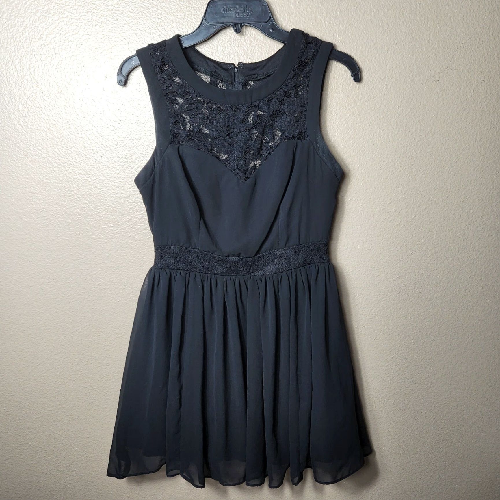 Vintage VINTAGE Deb Sleeveless Lace Mini Dress-Size 9/10 Size M / US 6-8 / IT 42-44 - 3 Thumbnail