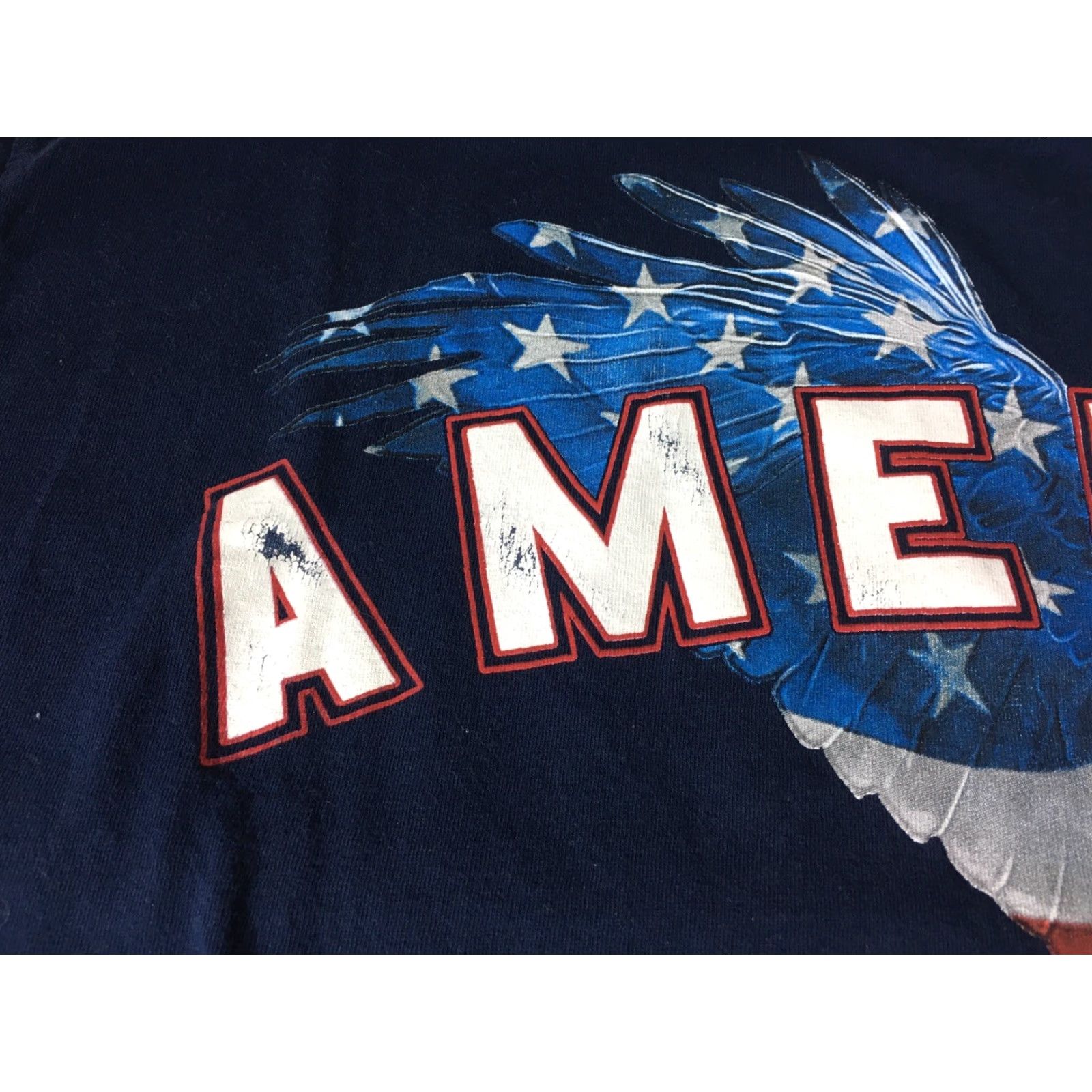 Gildan VINTAGE Bald Eagle USA Blue Gildan T-Shirt Men L Graphic Tee Short Sleeve Print fading USA Eagle Men L Blue Graphic Tee 90s Size US L / EU 52-54 / 3 - 4 Thumbnail