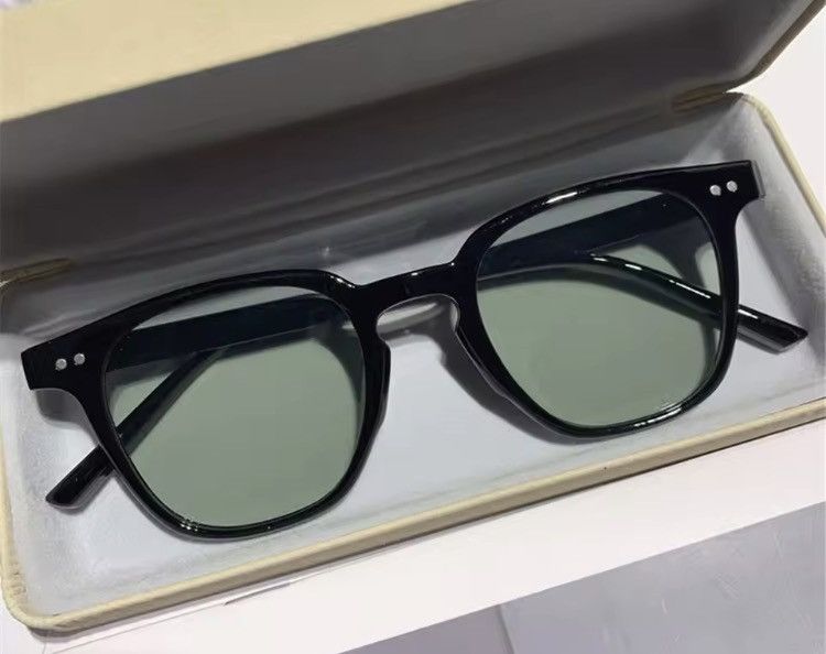 Other Vintage Style Square Sunglasses Size ONE SIZE - 2 Thumbnail