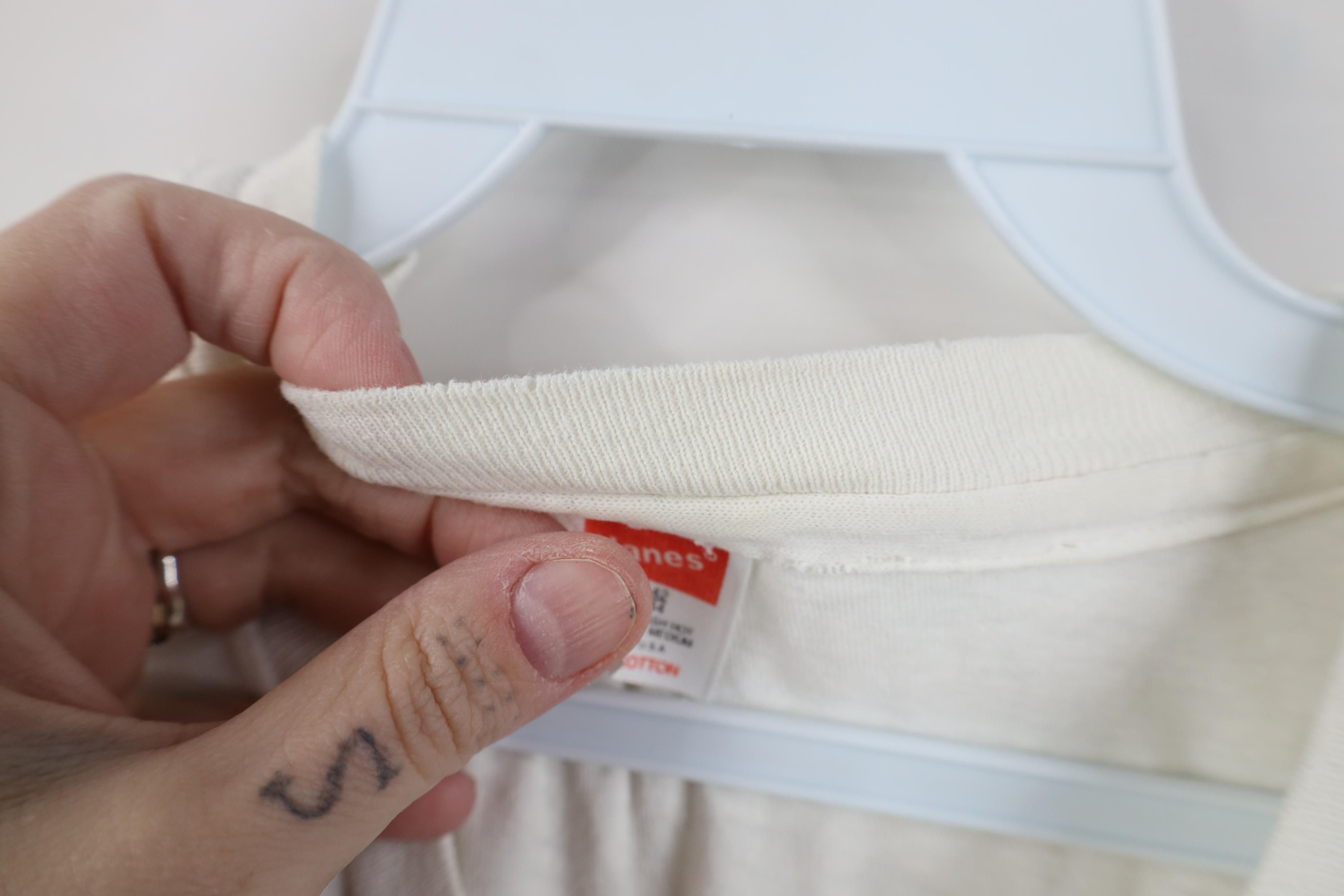 Hanes Vintage 80s 90s Hanes Blank Cotton T-Shirt White USA Size US L / EU 52-54 / 3 - 5 Thumbnail