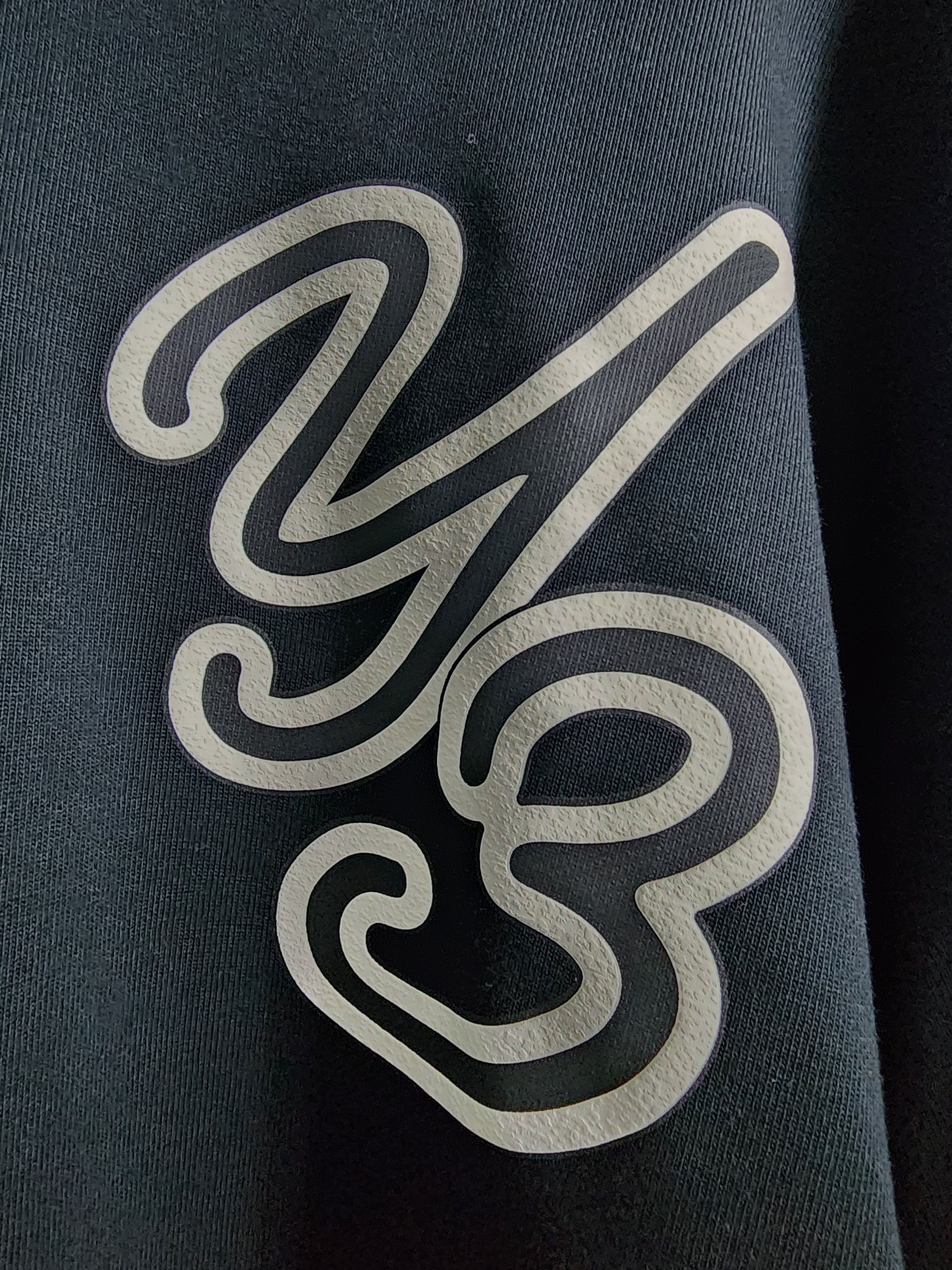 Y-3 Y-3 Graphic Logo Hoodie Size US L / EU 52-54 / 3 - 3 Thumbnail