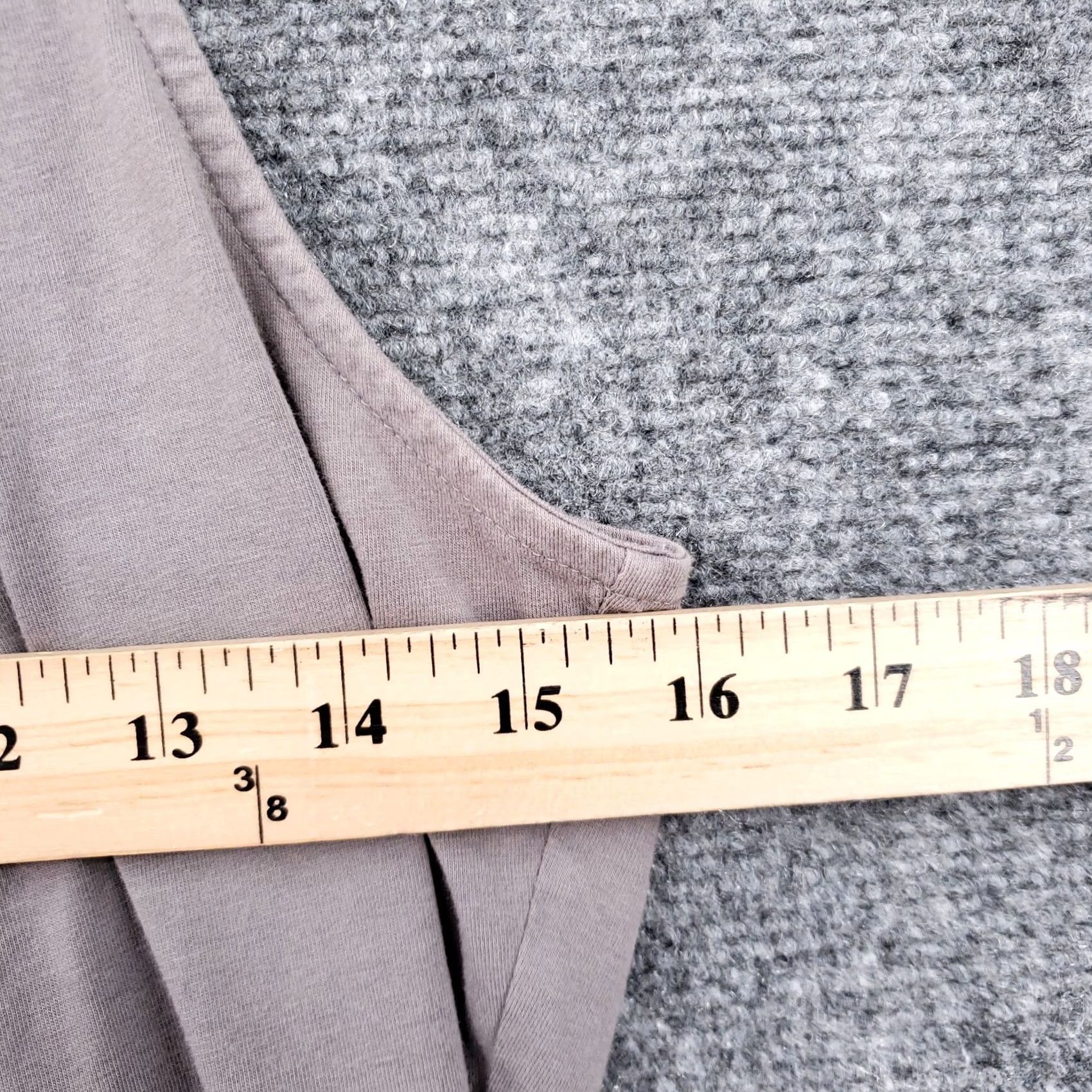 Ann Taylor Ann Taylor Gray Scoop Neck Sleeveless Pleated Tank Shirt Top Womens S Small Size S / US 4 / IT 40 - 6 Thumbnail