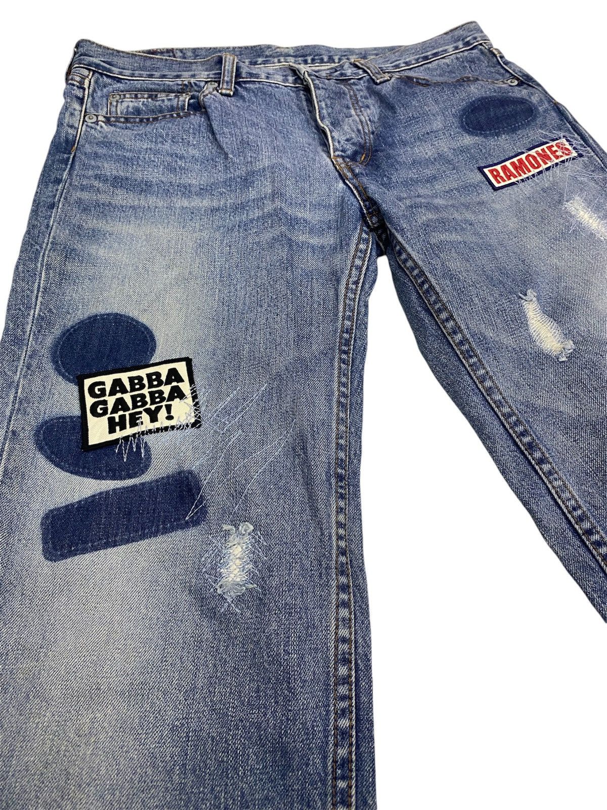 Hysteric Glamour Vtg Hysteric Glamour x Ramones distressed patch denim pants Size US 32 / EU 48 - 3 Thumbnail