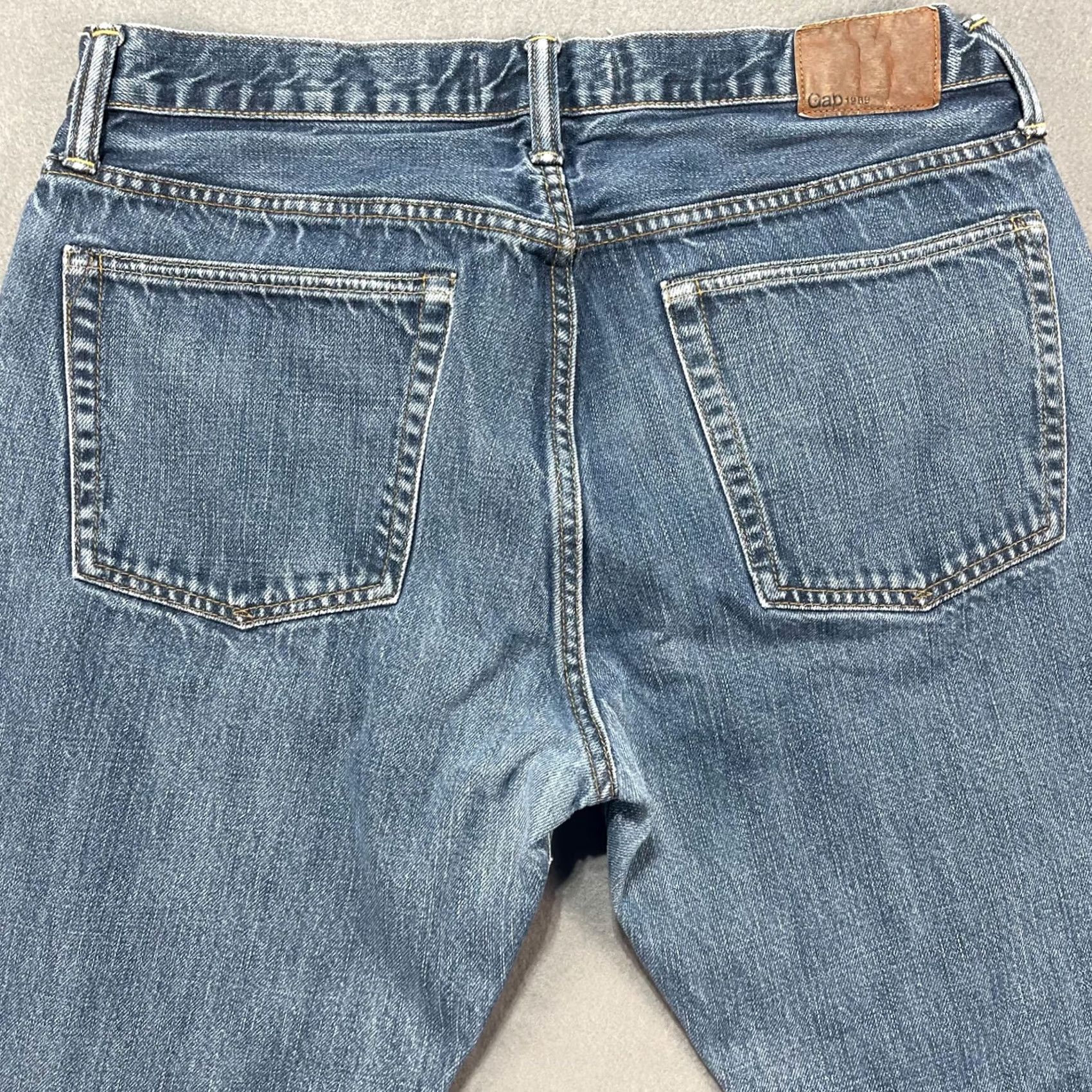 Gap Gap 1969 Mens Jeans Straight 34x30 Medium Wash 100% Cotton Denim Blue 5-Pocket Regular Fit USA 90s Vintage Style ShirtS? Size US 34 / EU 50 - 5 Thumbnail