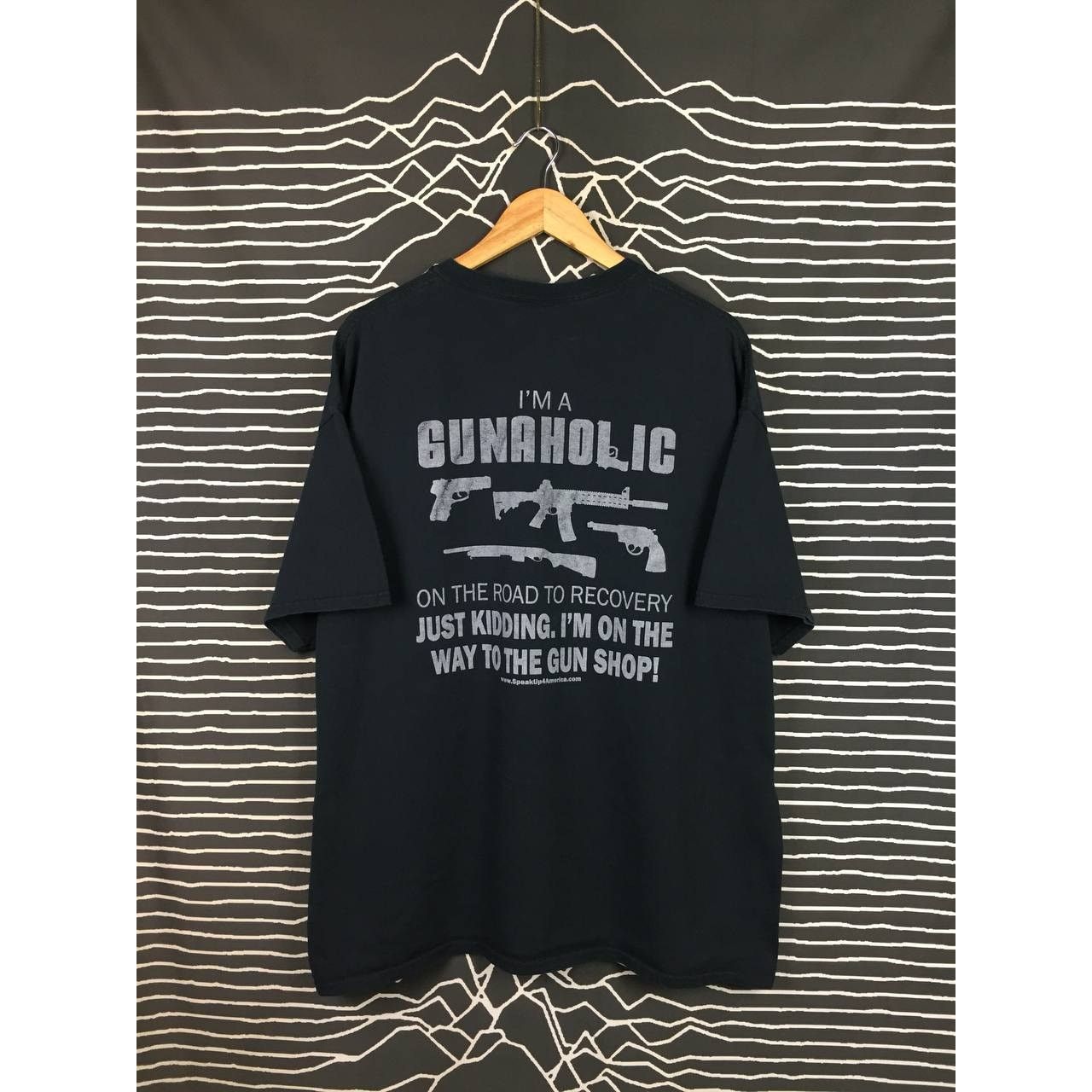 Gildan I'm A Gunaholic On The Road To Recovery SpeakUp4America Tee Size US XXL / EU 58 / 5 - 2 Thumbnail