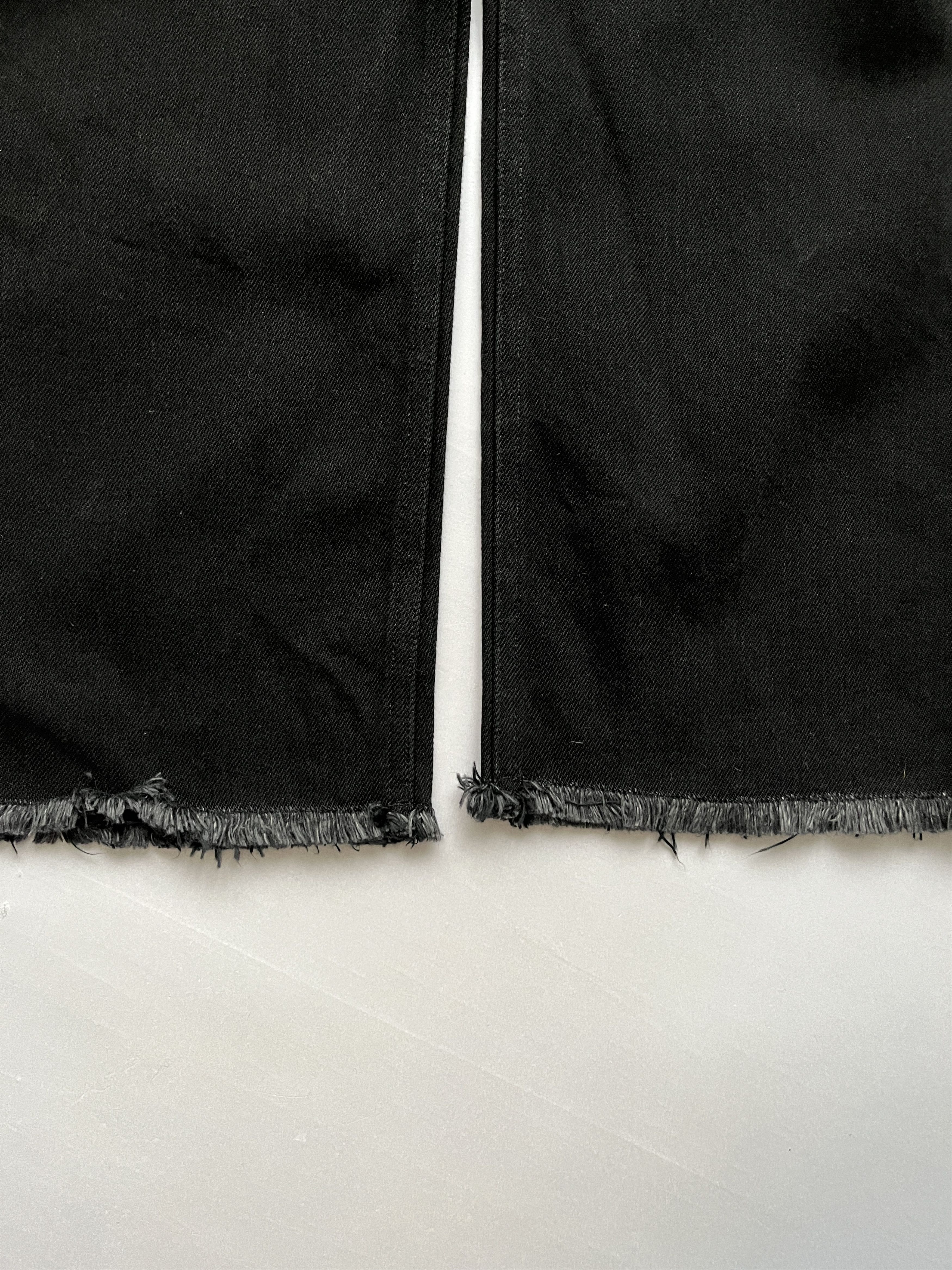 Celine ⚡️QUICK SALE⚡️Celine Phoebe Philo Black Cut Off Denim Jeans Size 27" / US 4 / IT 40 - 6 Thumbnail