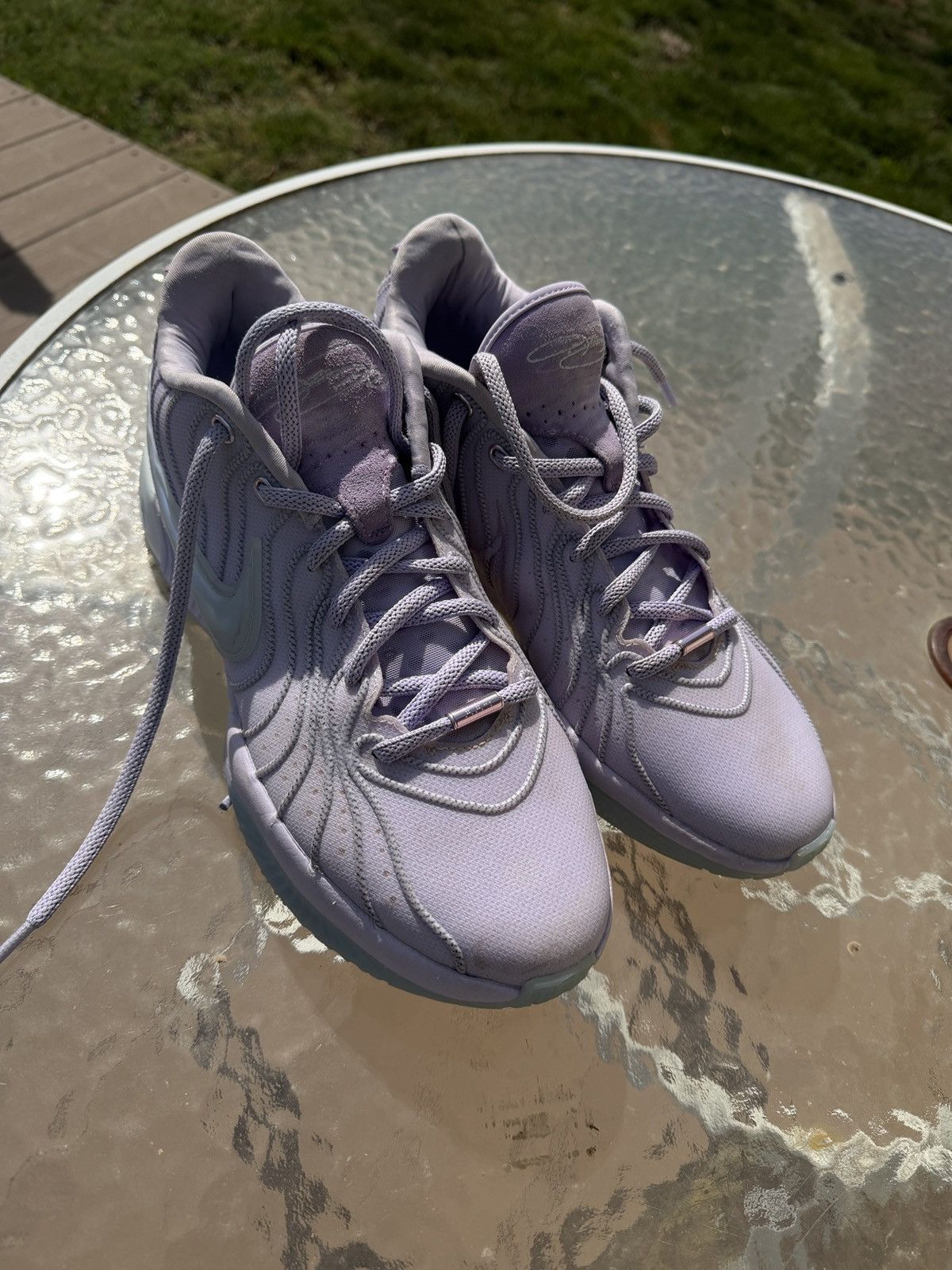 Nike LEBRON 21 10.5 SERENITY Size US 10.5 / EU 43-44 - 1 Thumbnail