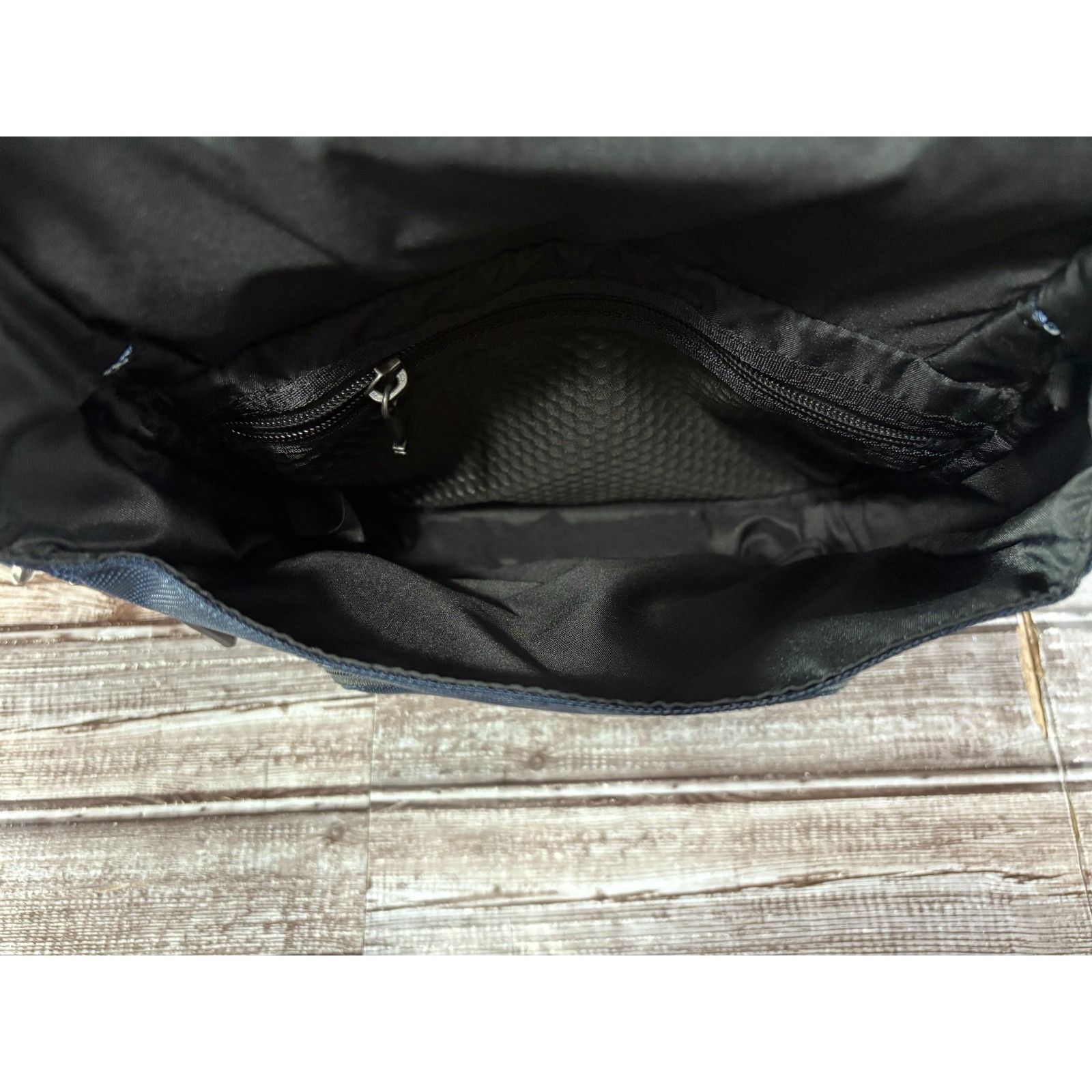 Tumi Tumi Fremont KERBY 9.5” Sling Crossbody Bag color NAVY BLUE Size ONE SIZE - 9 Thumbnail