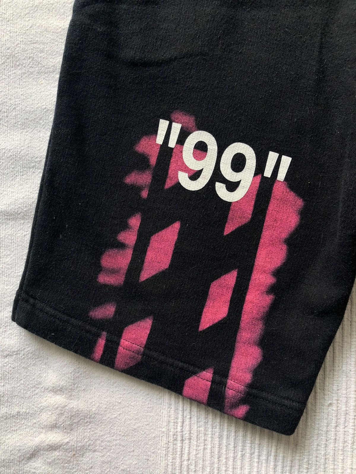 Off-White Short Off-White Spring Summer 2019 Size US 28 / EU 44 - 7 Thumbnail