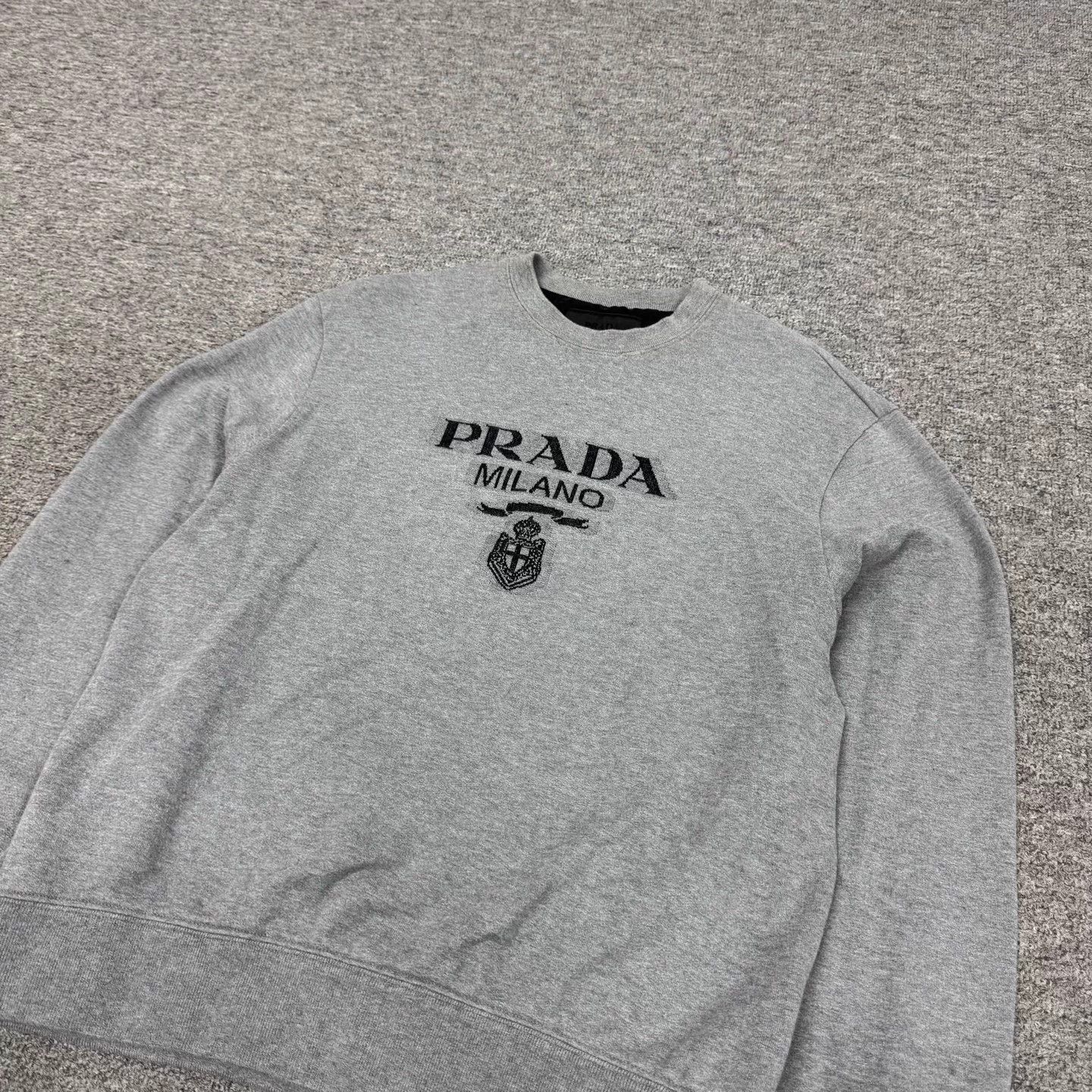 Prada Prada crewneck logo sweatshirt S Size US S / EU 44-46 / 1 - 3 Thumbnail