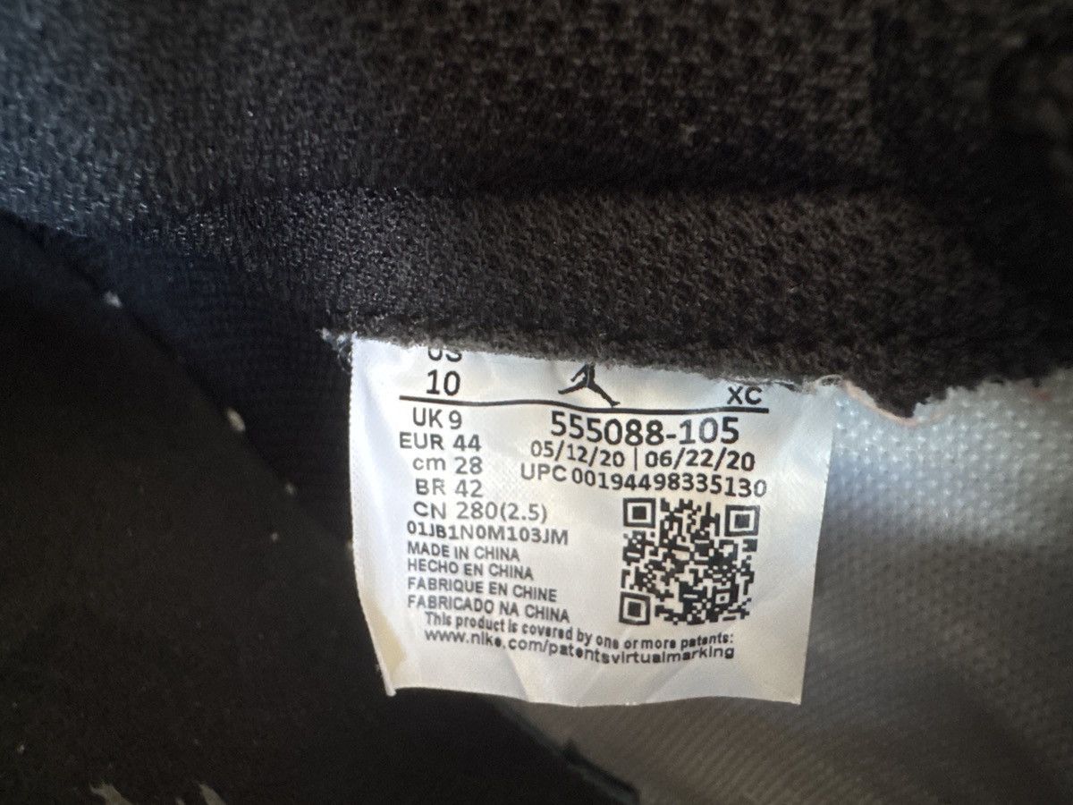 Nike AIR JORDAN 1 RETRO HIGH OG. Size US 10 / EU 43 - 10 Thumbnail