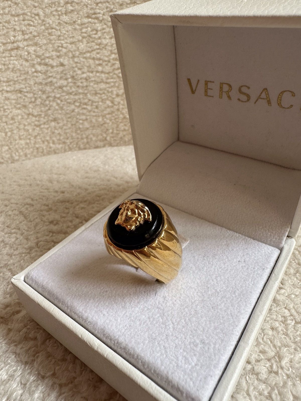 Jewelry Versace Medusa ring signet ring gold luxury Size ONE SIZE - 6 Thumbnail