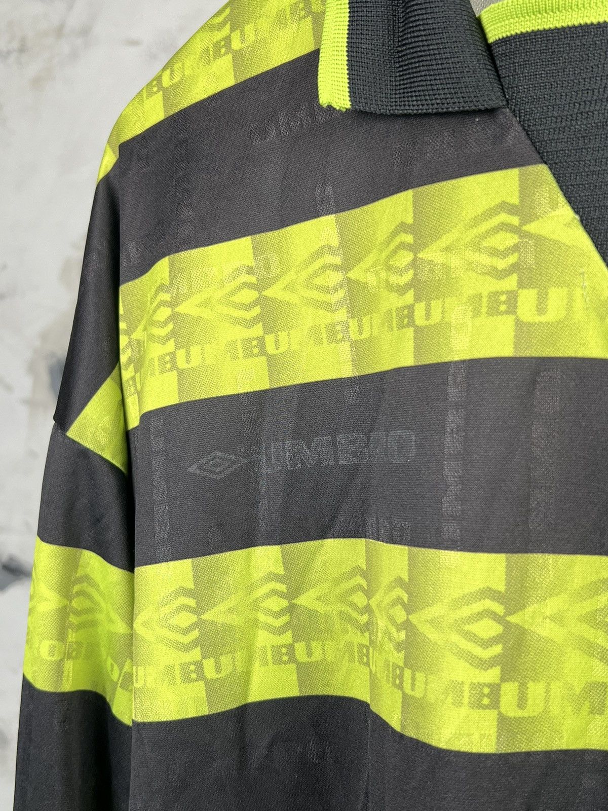 Umbro Umbro Jersey 5 Kings Head Colford Long Sleeve Shirt XL Size US XL / EU 56 / 4 - 4 Thumbnail