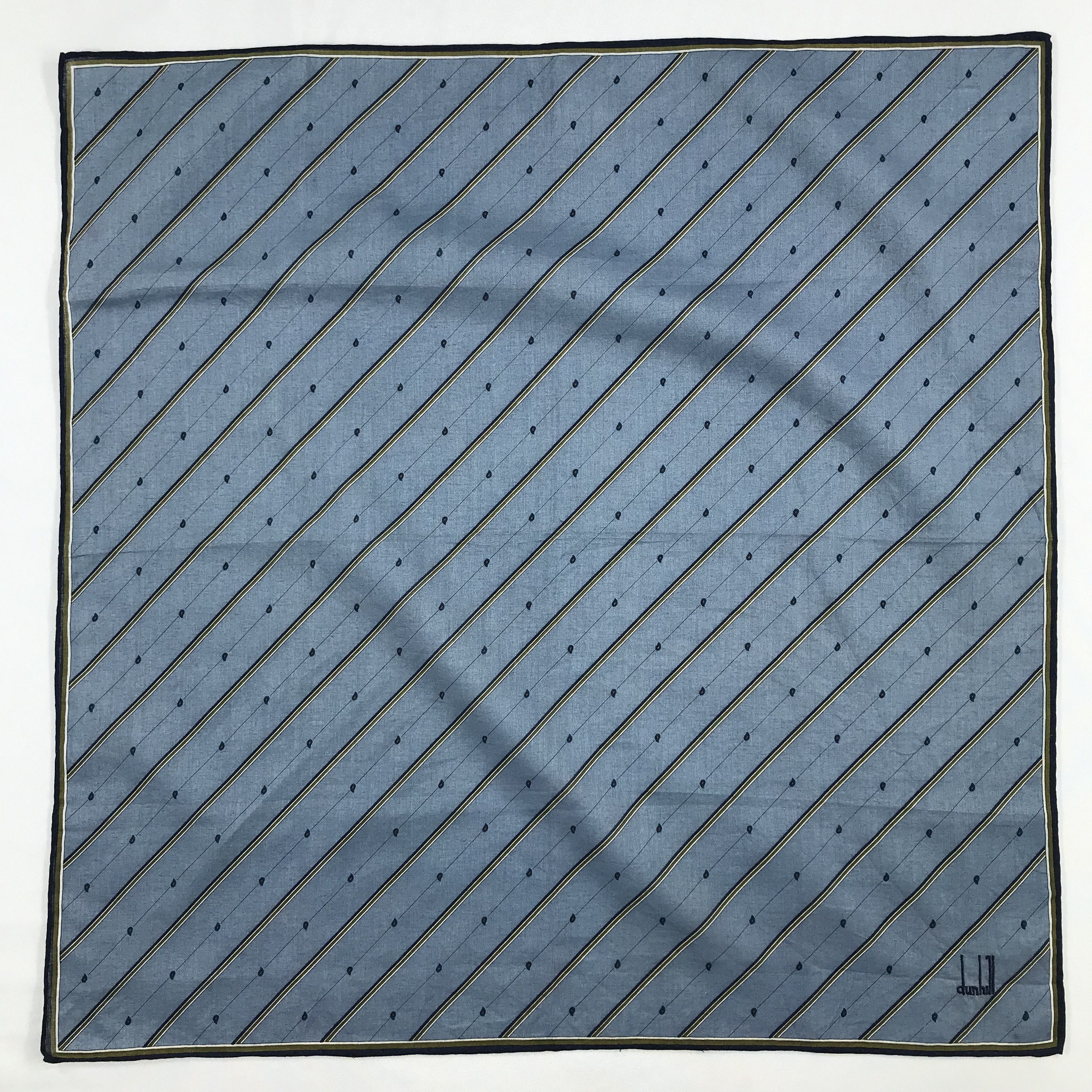 Alfred Dunhill × Vintage Dunhill Bandana / Handkerchief / Neckerchief - S2530 Size ONE SIZE - 1 Thumbnail