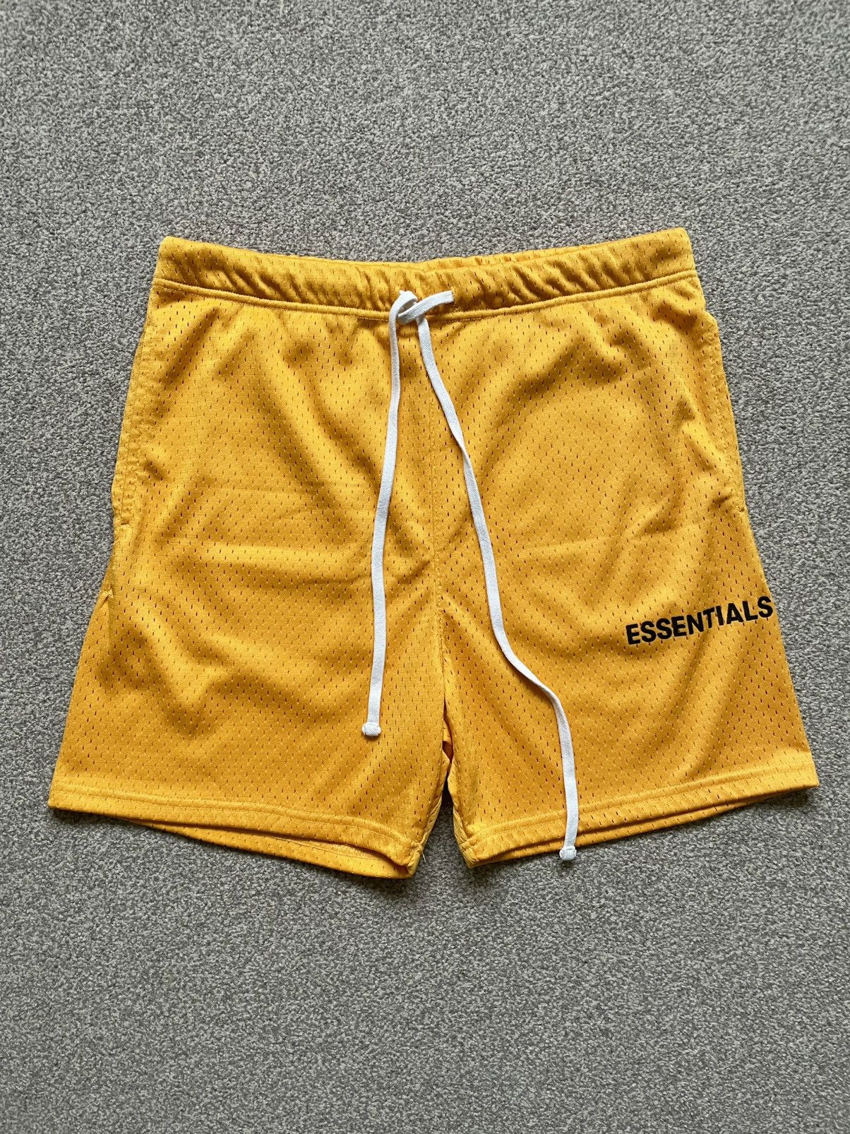 Fear of God FOG Essentials FW18 Mesh Shorts - Taxi Yellow Size US 34 / EU 50 - 1 Thumbnail
