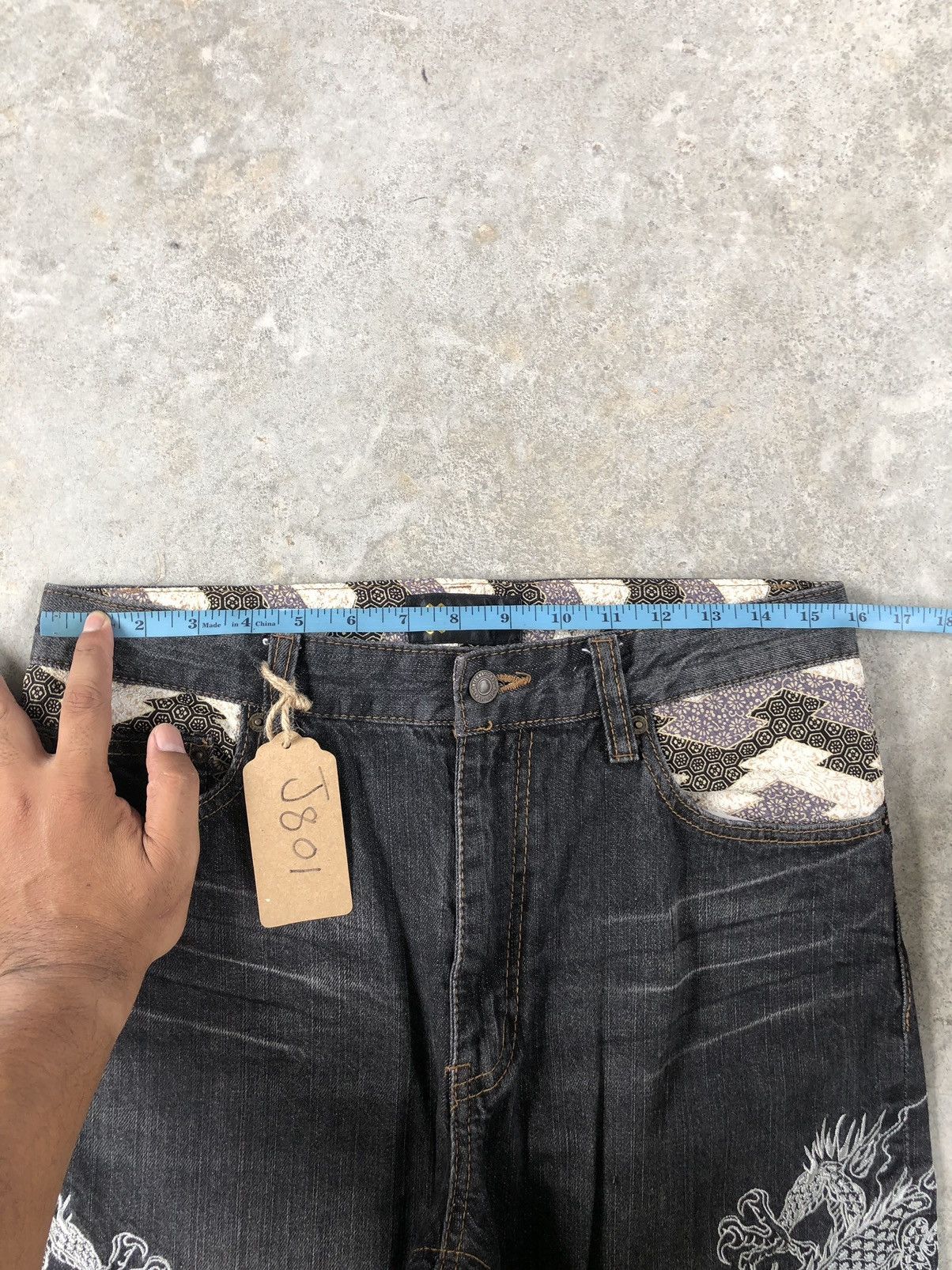 Japanese Brand Japanese Dragon Embroidered Distressed Jeans Size US 31 - 18 Thumbnail