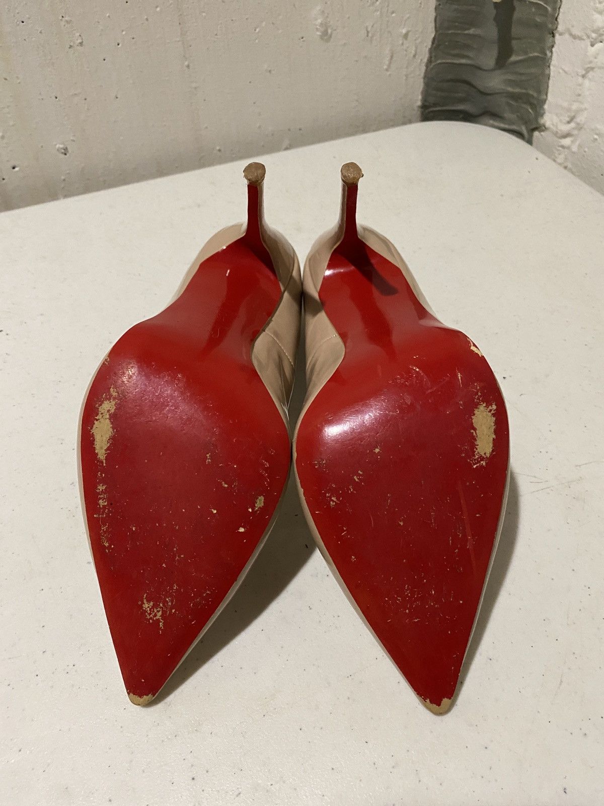 Christian Louboutin Nude Red Bottom Size US 9 / IT 39 - 2 Thumbnail