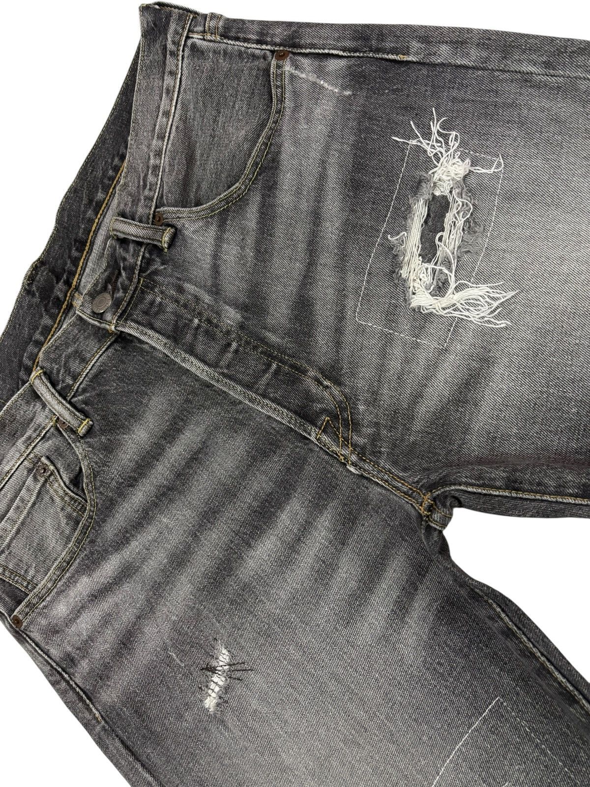 Levi's Vtg Y2k Levis 501 Distressed Jeans Size US 34 / EU 50 - 4 Thumbnail