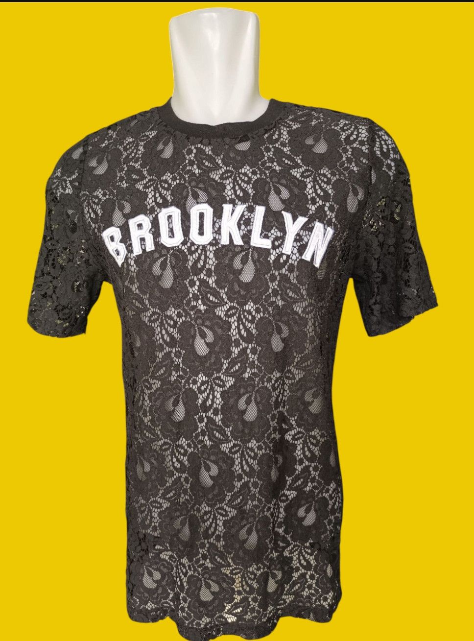Forever 21 × Japanese Brand Black Lace/Black brocade Brooklyn Short Sleeve Size US L / EU 52-54 / 3 - 18 Thumbnail