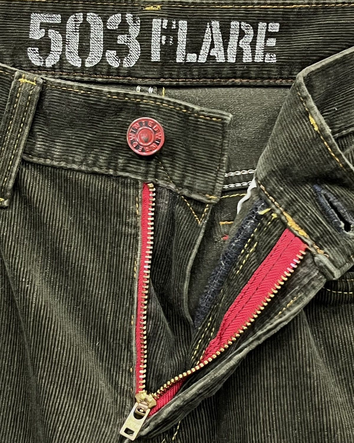 Edwin VERY RARE🔥VINTAGE CORDUROY EDWIN 503 FLARE MADE IN JAPAN💥 Size US 32 / EU 48 - 2 Thumbnail