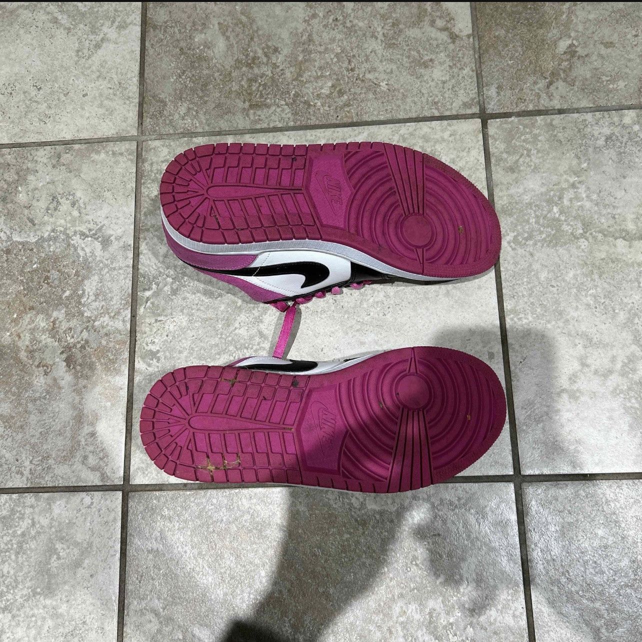 Nike AIR JORDAN 1 LOW SE “Fuchsia” Size US 9.5 / EU 42-43 - 5 Thumbnail