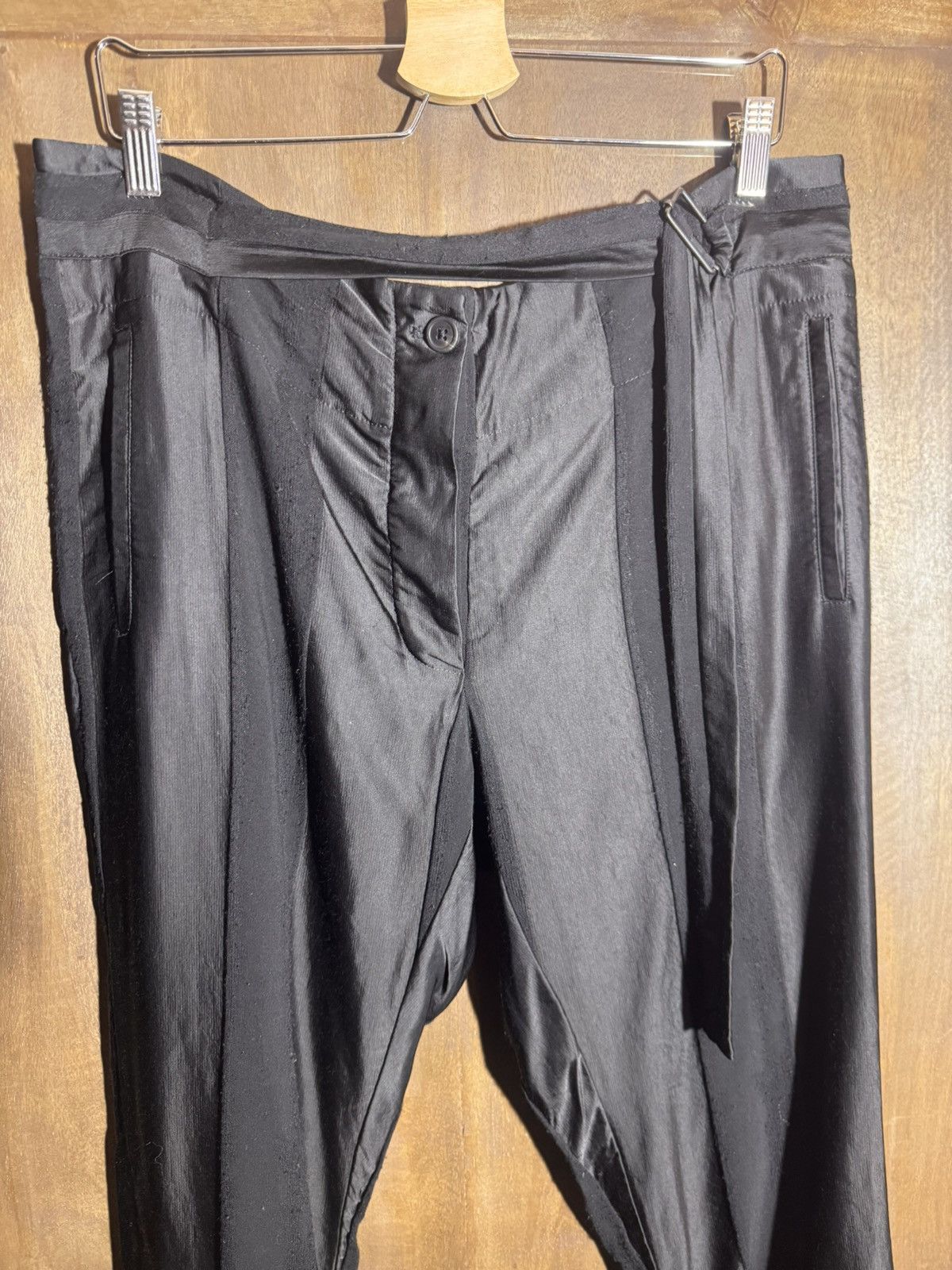Ann Demeulemeester Ann Demeulemeester cropped black satin viscose pants women Size 28" / US 6 / IT 42 - 8 Thumbnail
