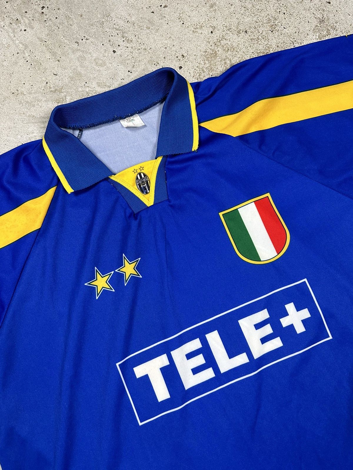 Vintage Vintage 90s Juventus Zidane #23 Third Jersey blokecore Size US XL / EU 56 / 4 - 4 Thumbnail