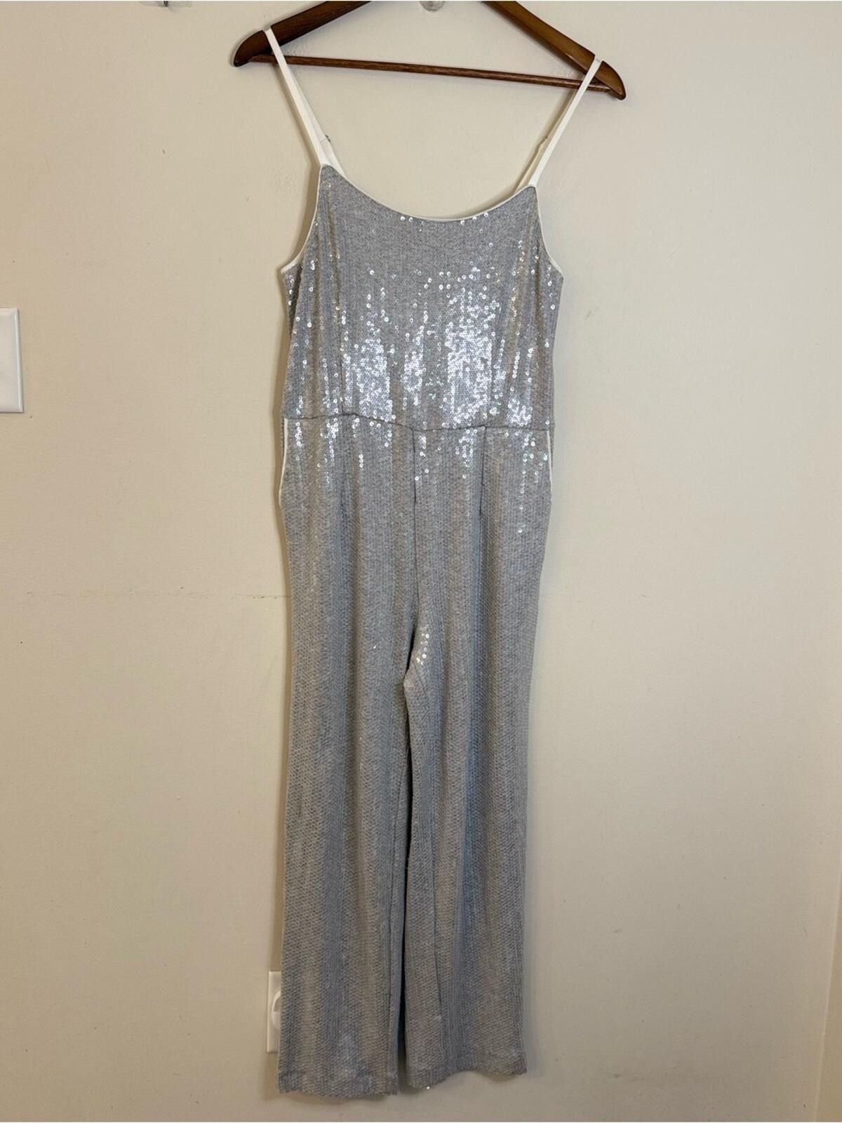 Other Ett:twa Anthropologie silver sequin sleeveless jumpsuit SZ 2 Size 26" / US 2 / IT 38 - 4 Thumbnail
