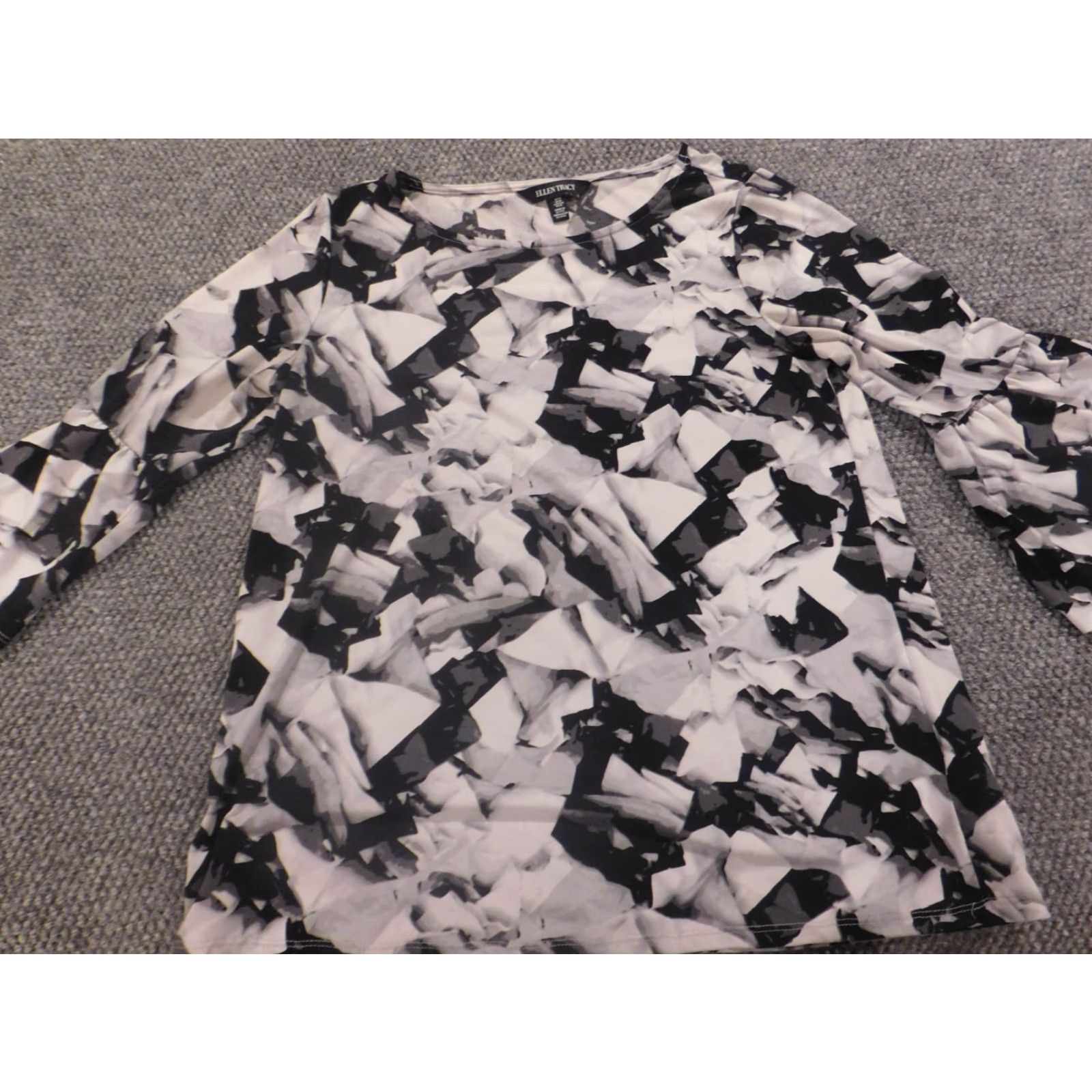 Ellen Tracy Ellen Tracy Womens Blouse M Gray Crew Neck Short Sleeve Pullover Cotton Rayon Stretch Casual Basic Classic Regular Tee Shirt Size M / US 6-8 / IT 42-44 - 5 Thumbnail