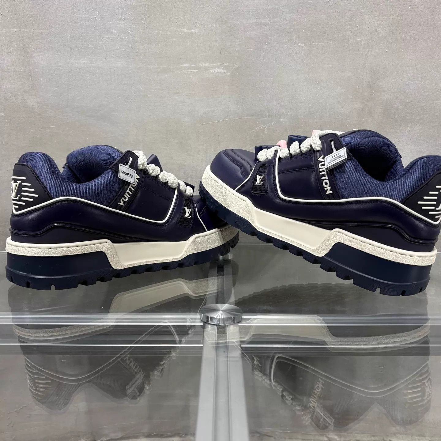 Louis Vuitton LV Trainer Maxi Valentine's Blue Jigglypuff UK7/41 Size US 8 / EU 41 - 5 Thumbnail