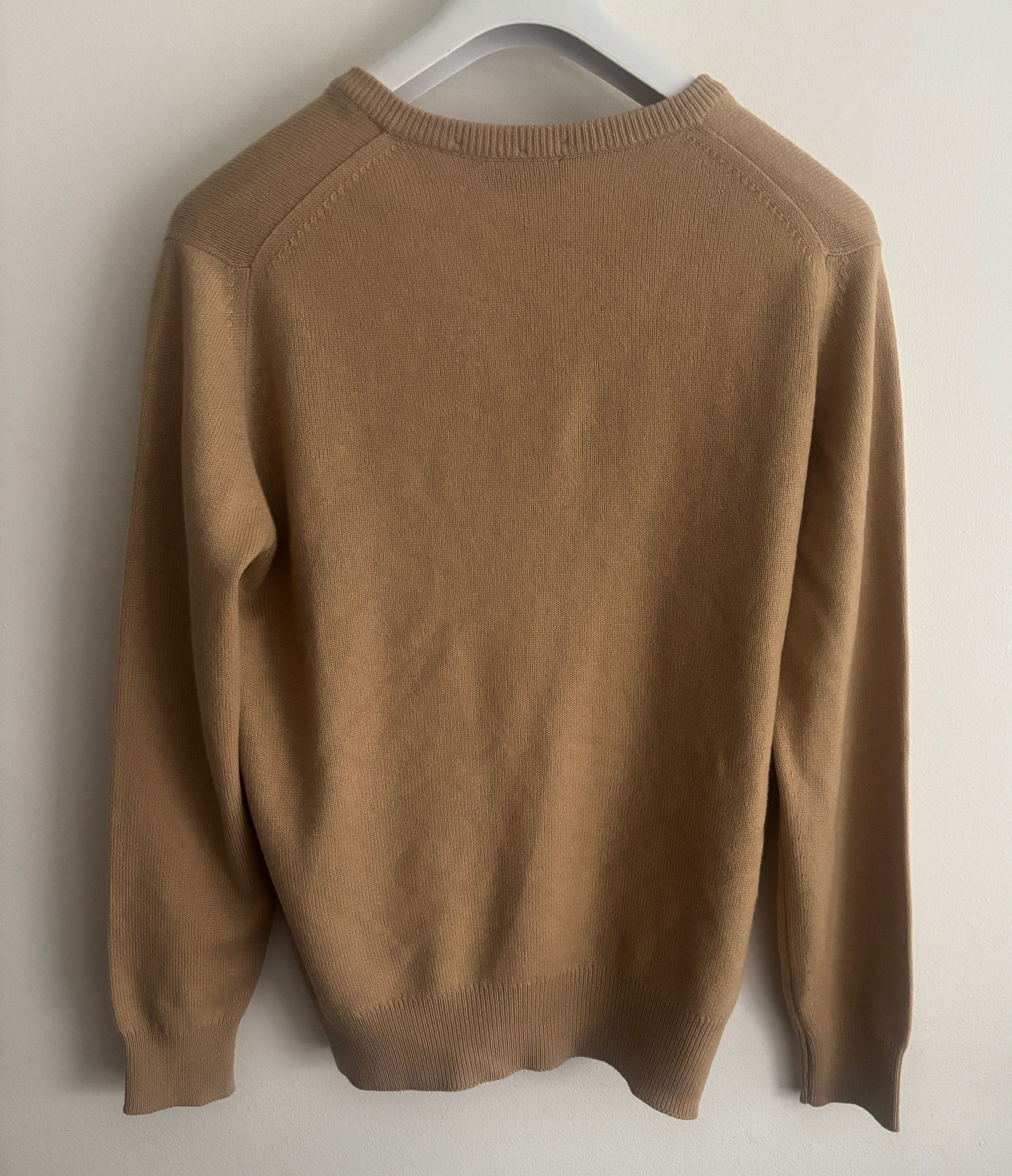 Pringle Of Scotland Vintage MacDougall Tan Beige Cashmere V-neck Sweater - M/L Size US M / EU 48-50 / 2 - 7 Thumbnail