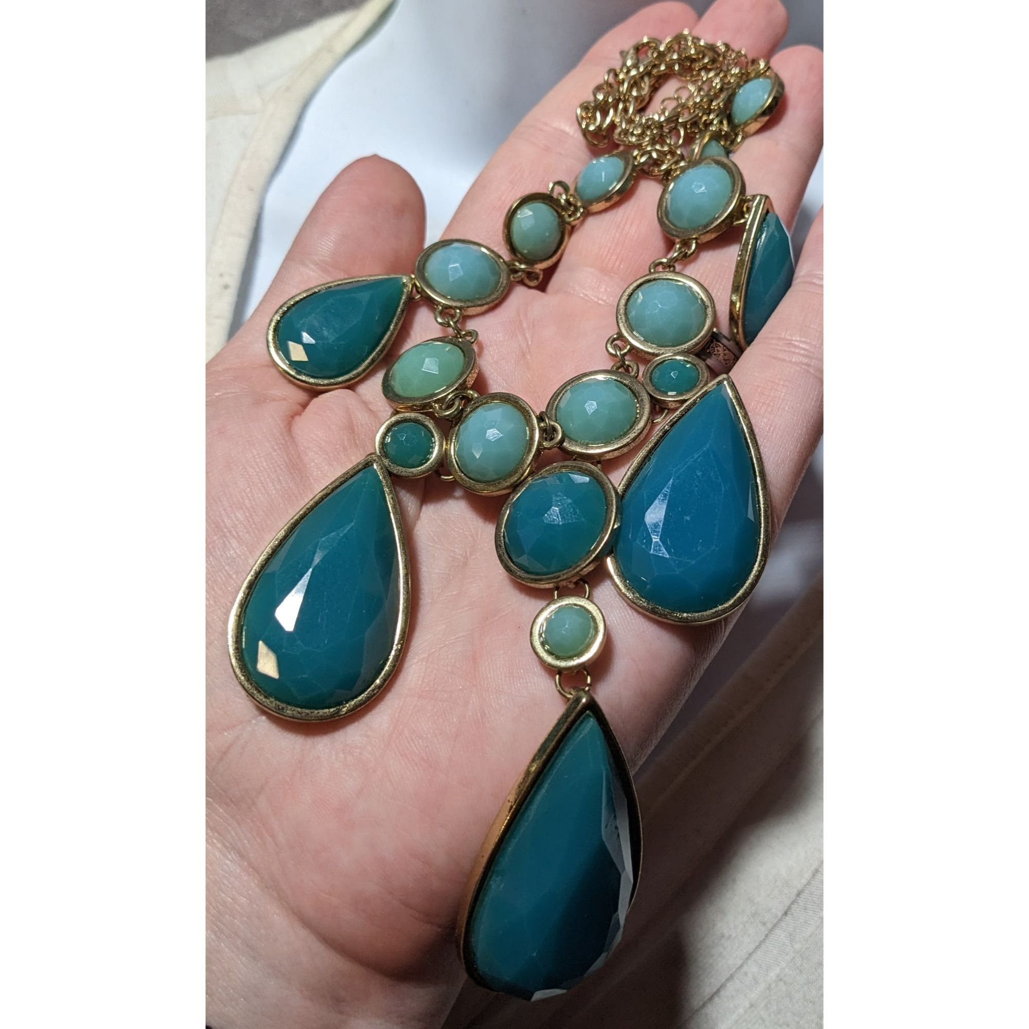 Other Teal Glam Faceted Teardrop Statement Necklace Size ONE SIZE - 8 Thumbnail