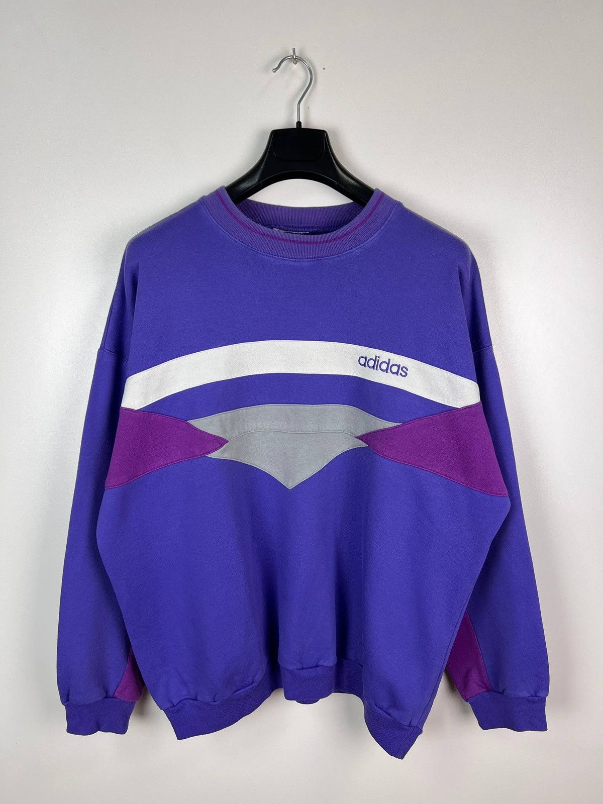 Adidas Adidas 90s streetwear vintage sweatshirt size XL Size US XL / EU 56 / 4 - 1 Thumbnail
