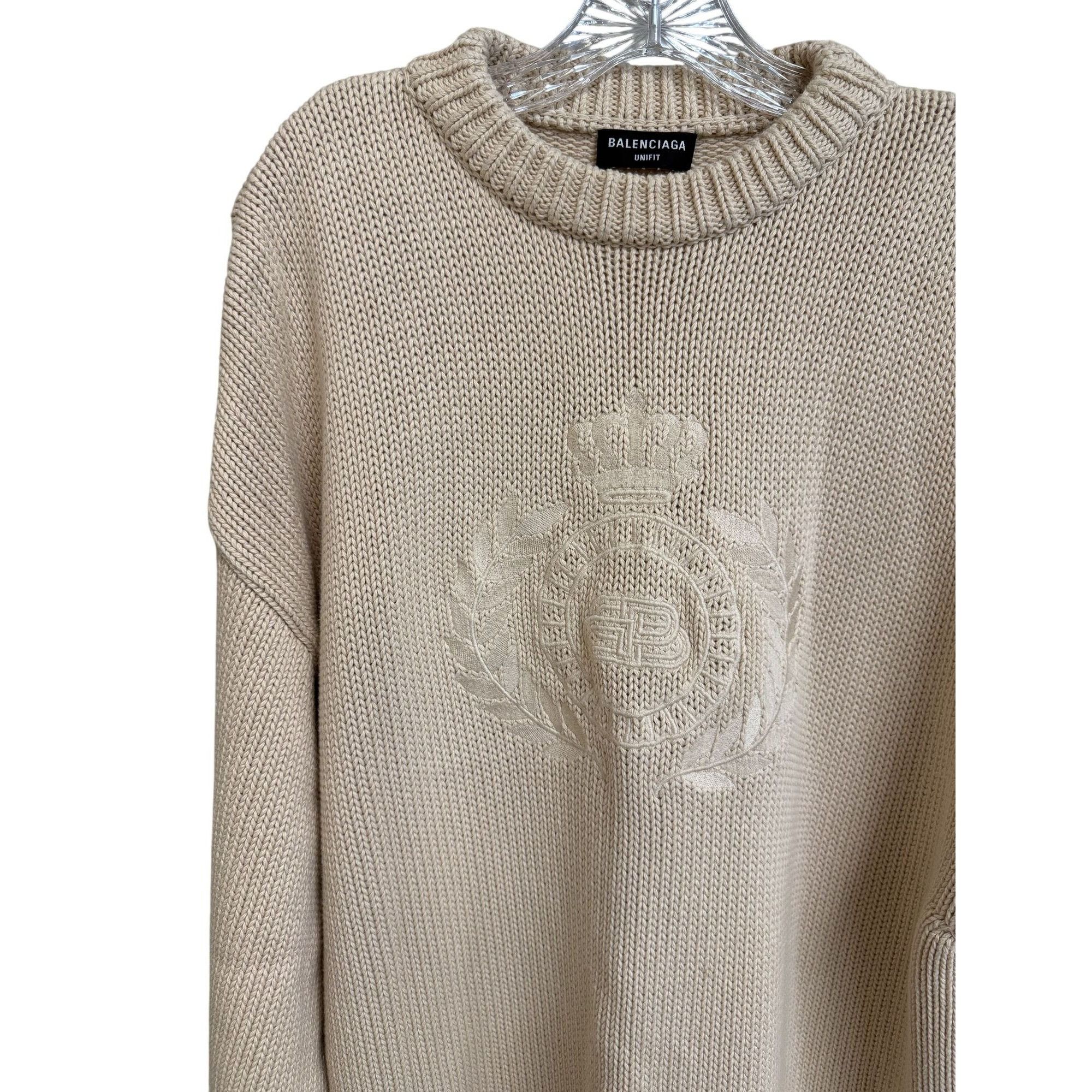 Balenciaga Balenciaga Beige Oversized Knit Sweater With Embroidered Cre Size S / US 4 / IT 40 - 5 Thumbnail