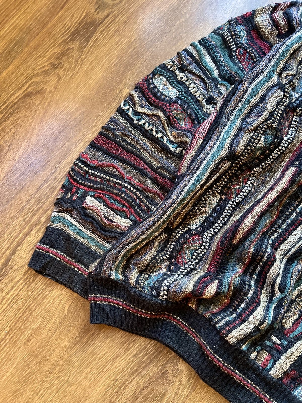 Coogi Rare Coogi 3D Knit / Sweater (Blue/Red/White) Size US L / EU 52-54 / 3 - 4 Thumbnail