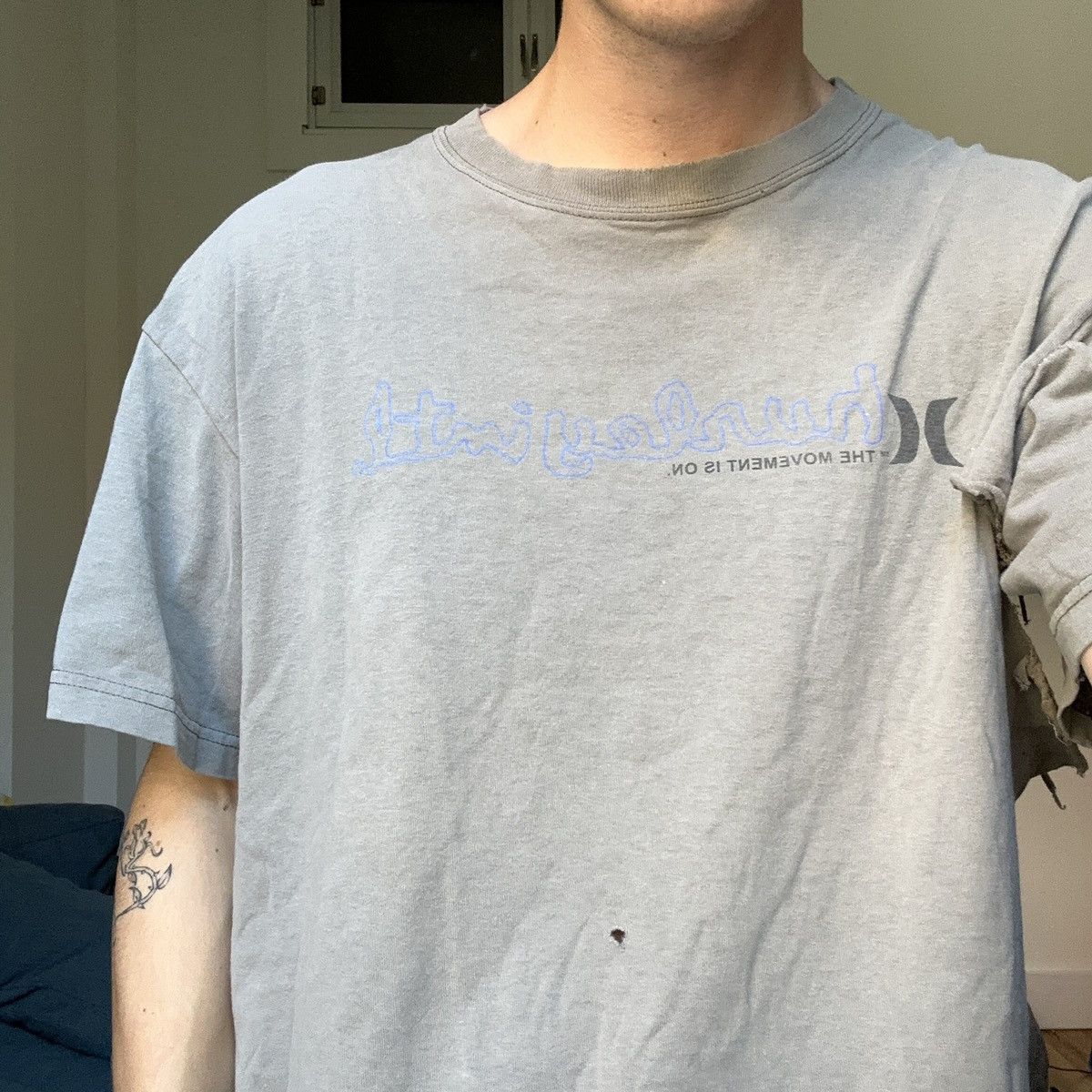 Hurley × Vintage Vintage Y2K Tharshed Hurley Intl Skate Surg Graphic Shirt Size US XL / EU 56 / 4 - 4 Thumbnail