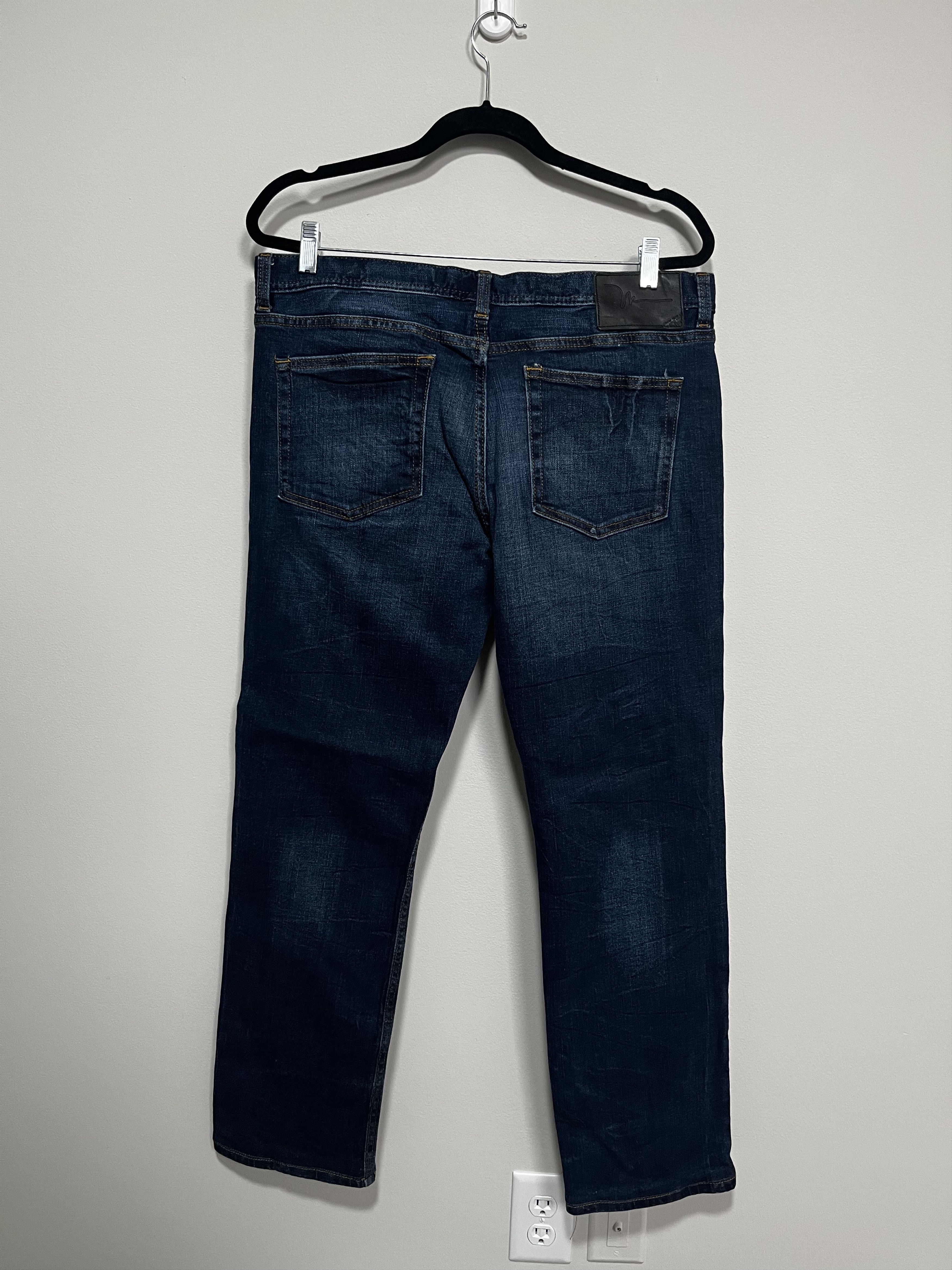 Marc Anthony Marc Anthony Slim Fit Jeans Dark Wash Denim (34x32) Size US 34 / EU 50 - 2 Thumbnail