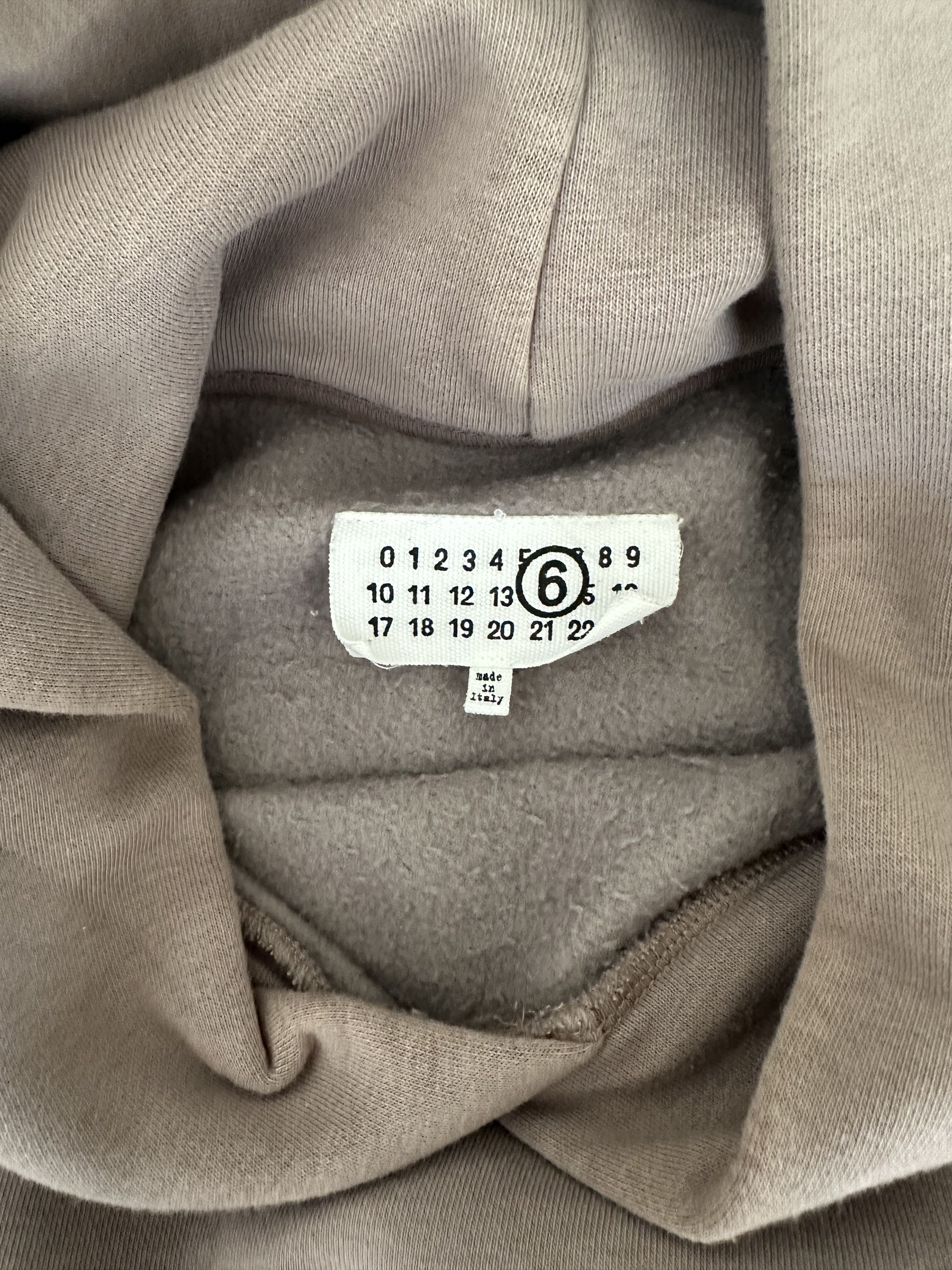 MM6 MM6 Maison Margiela Boxy Hooded Sweatshirt in Taupe Size US M / EU 48-50 / 2 - 2 Thumbnail