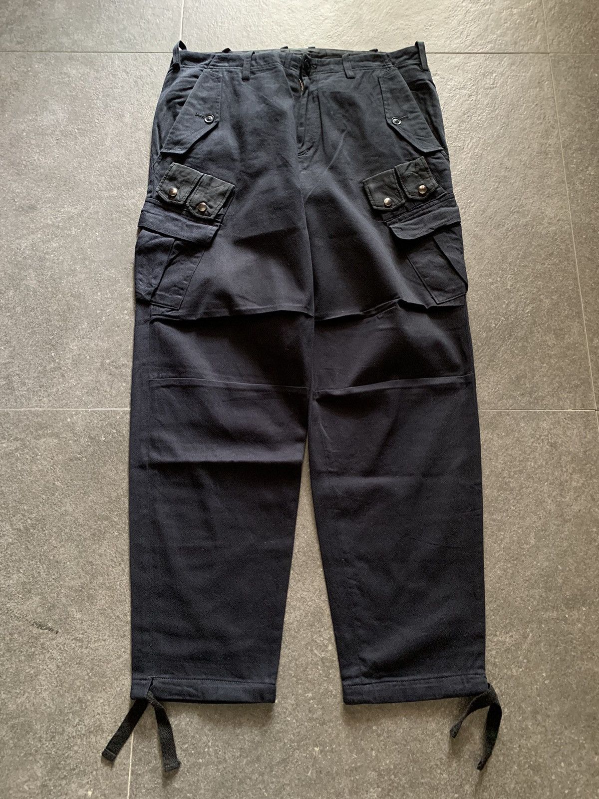 If Six Was Nine × Japanese Brand × Le Grande Bleu (L.G.B.) 2000s Japanese Brand GGD Multipocket Cargo Pants Size US 31 - 1 Thumbnail
