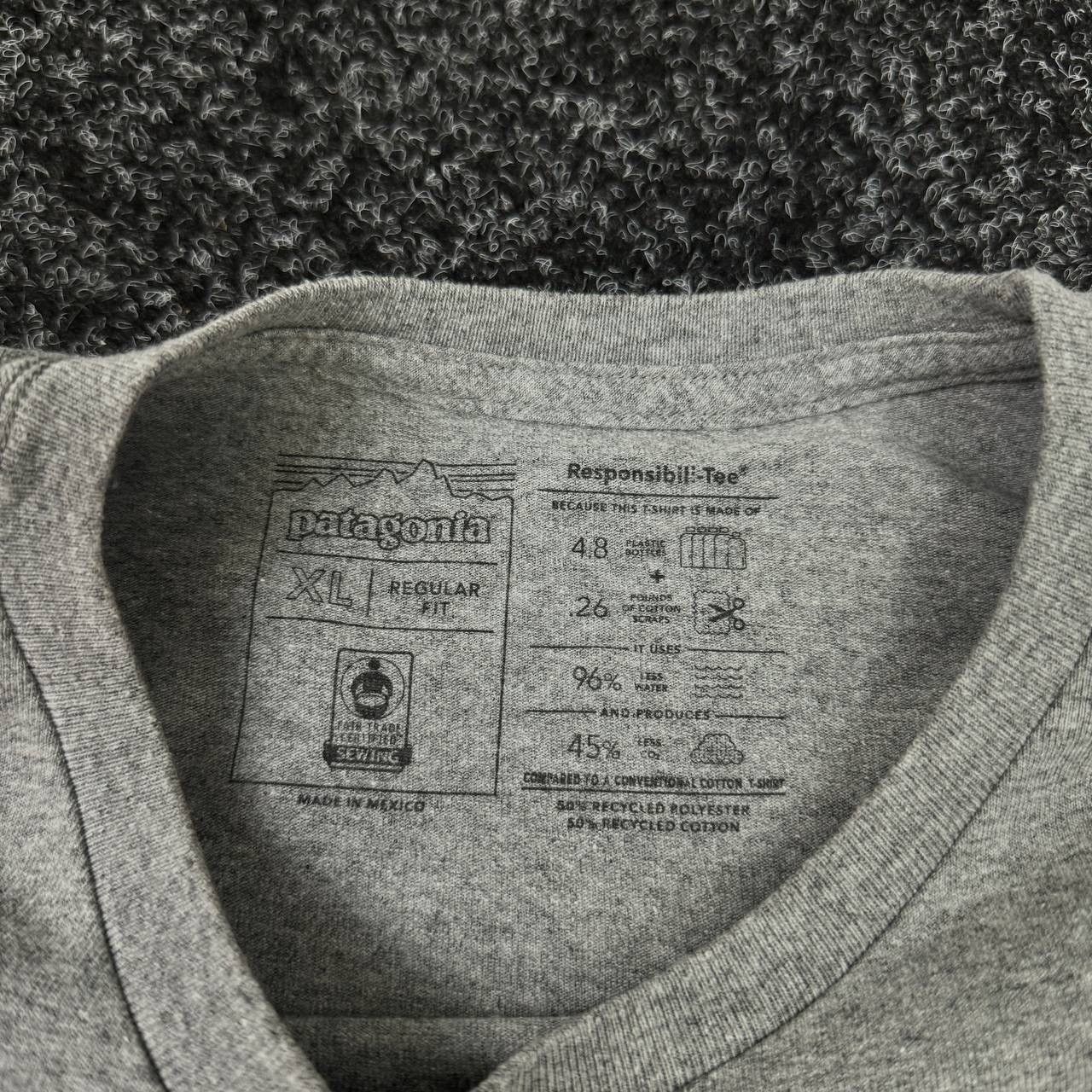 Patagonia Patagonia big logo Gorpcore style longsleeve techwear y2k Size US XL / EU 56 / 4 - 5 Thumbnail